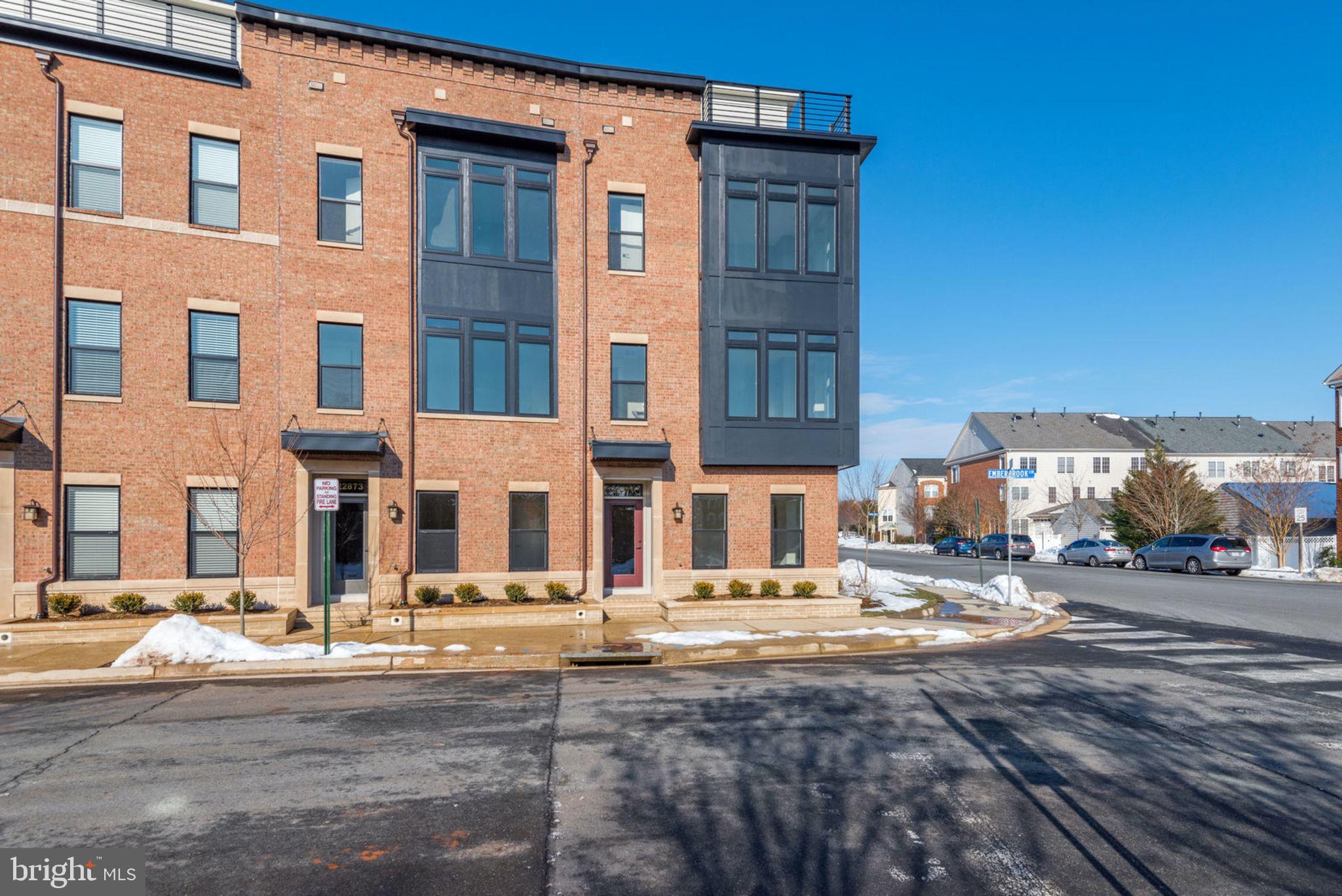 BRAMBLETON TOWN CENTER - Residential Lease