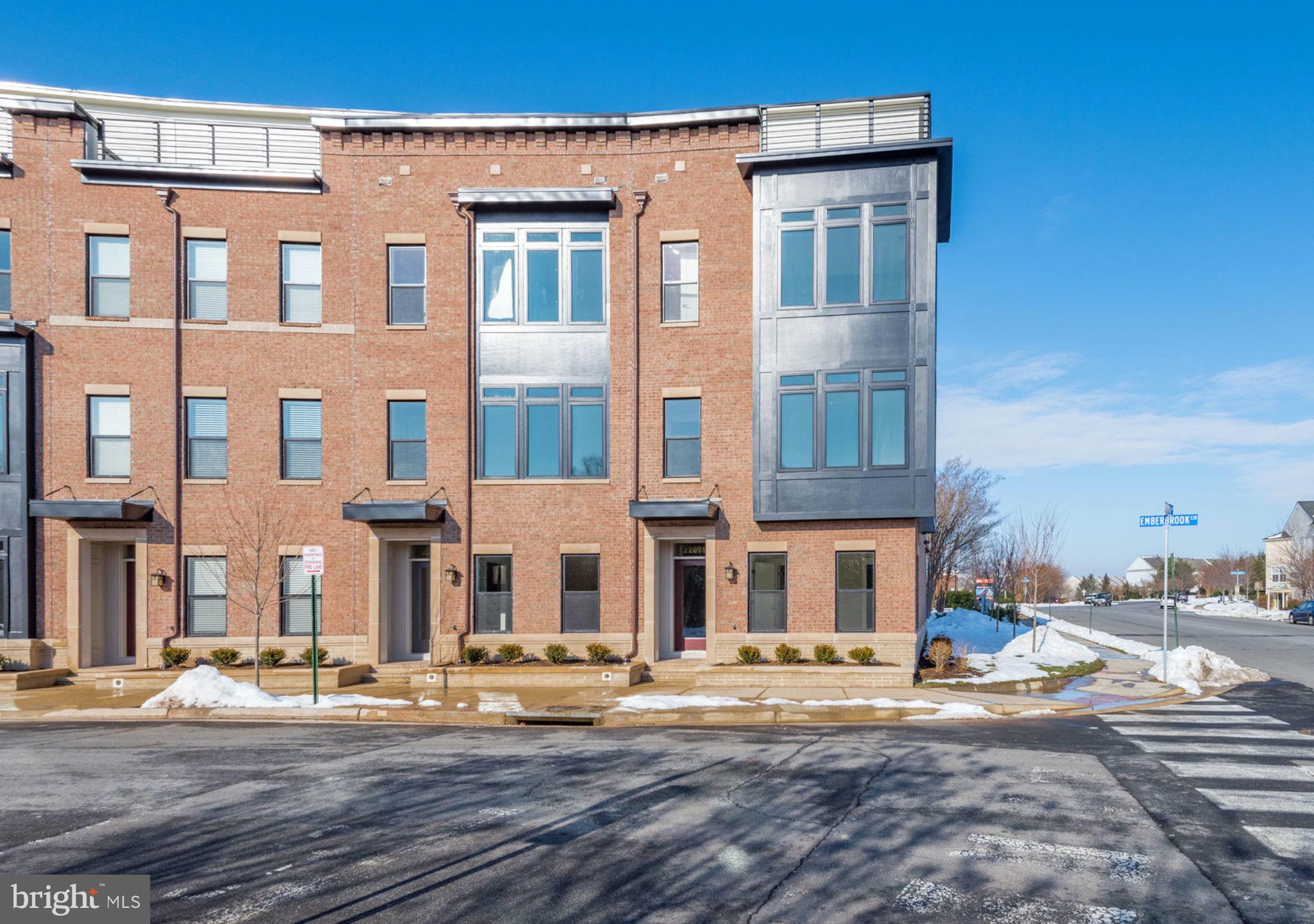 BRAMBLETON TOWN CENTER - Residential Lease