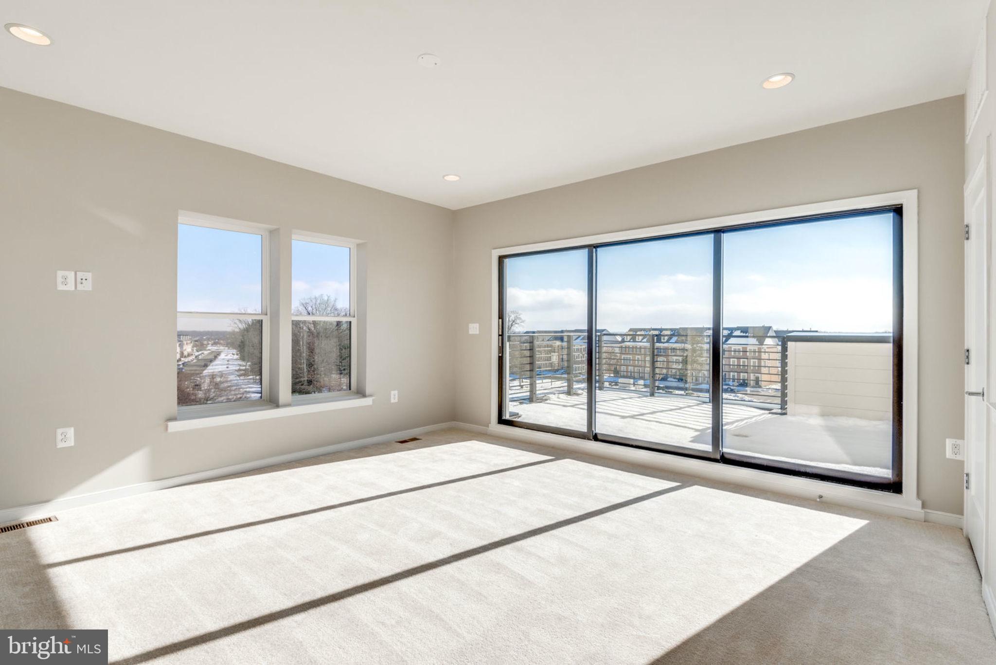 BRAMBLETON TOWN CENTER - Residential Lease