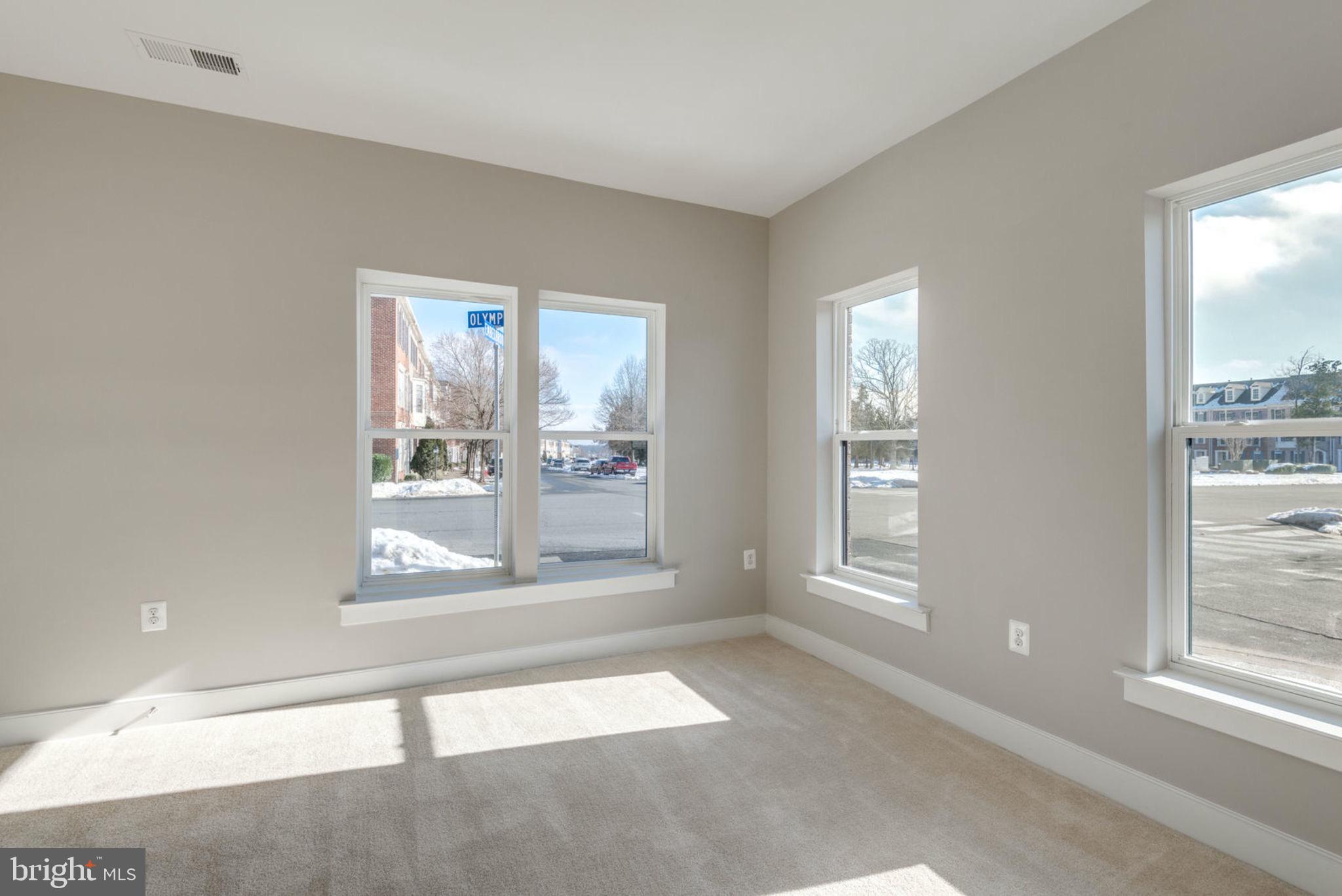 BRAMBLETON TOWN CENTER - Residential Lease