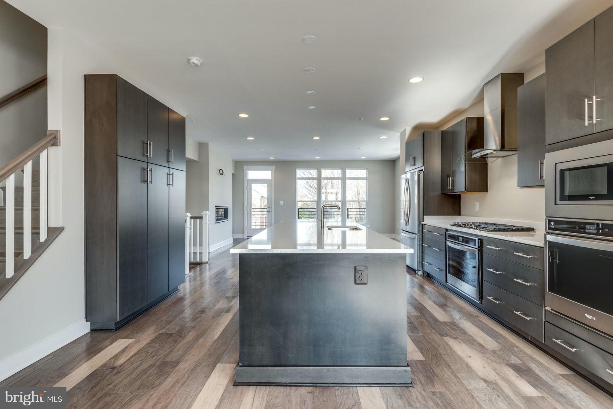 BRAMBLETON TOWN CENTER - Residential Lease