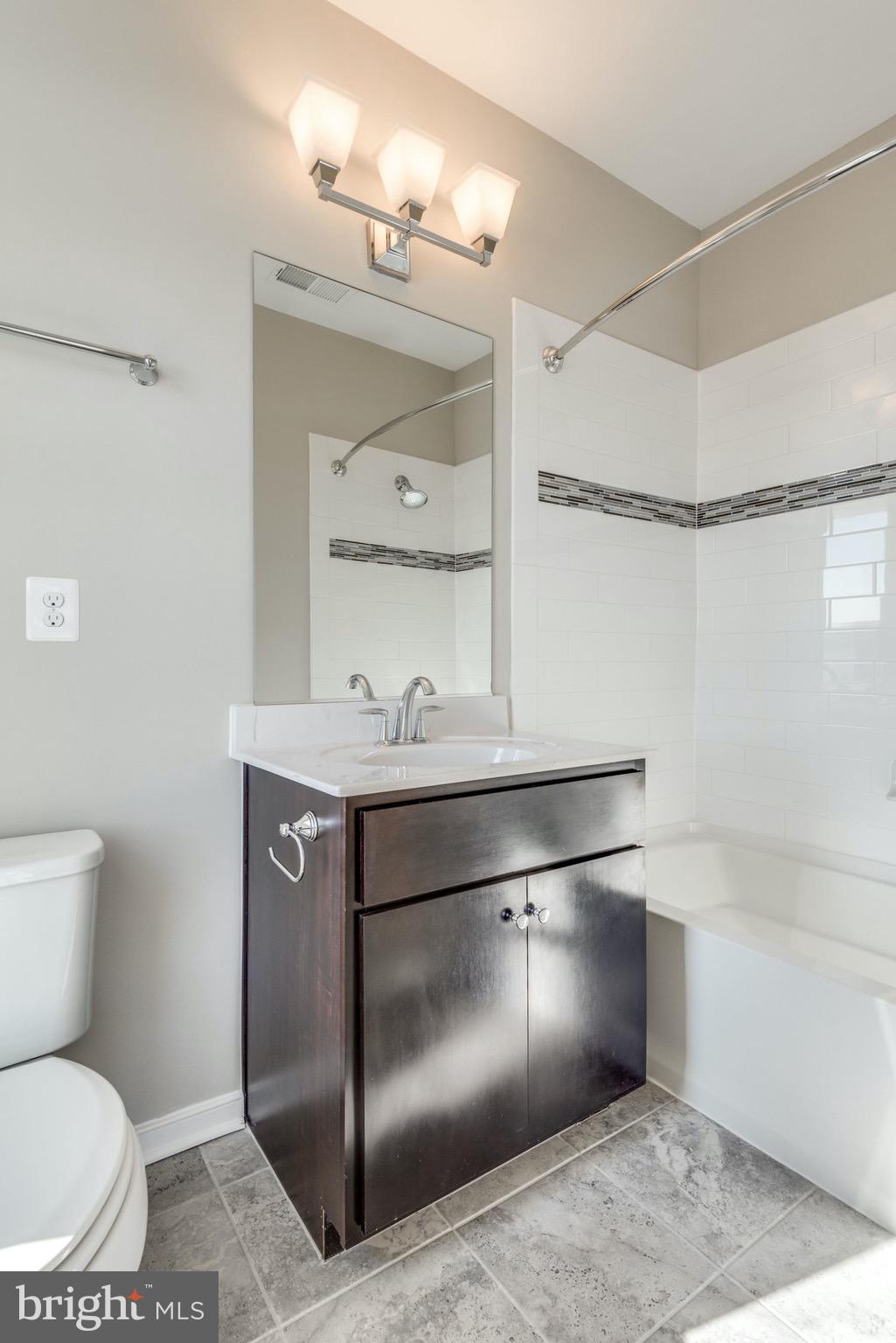 BRAMBLETON TOWN CENTER - Residential Lease