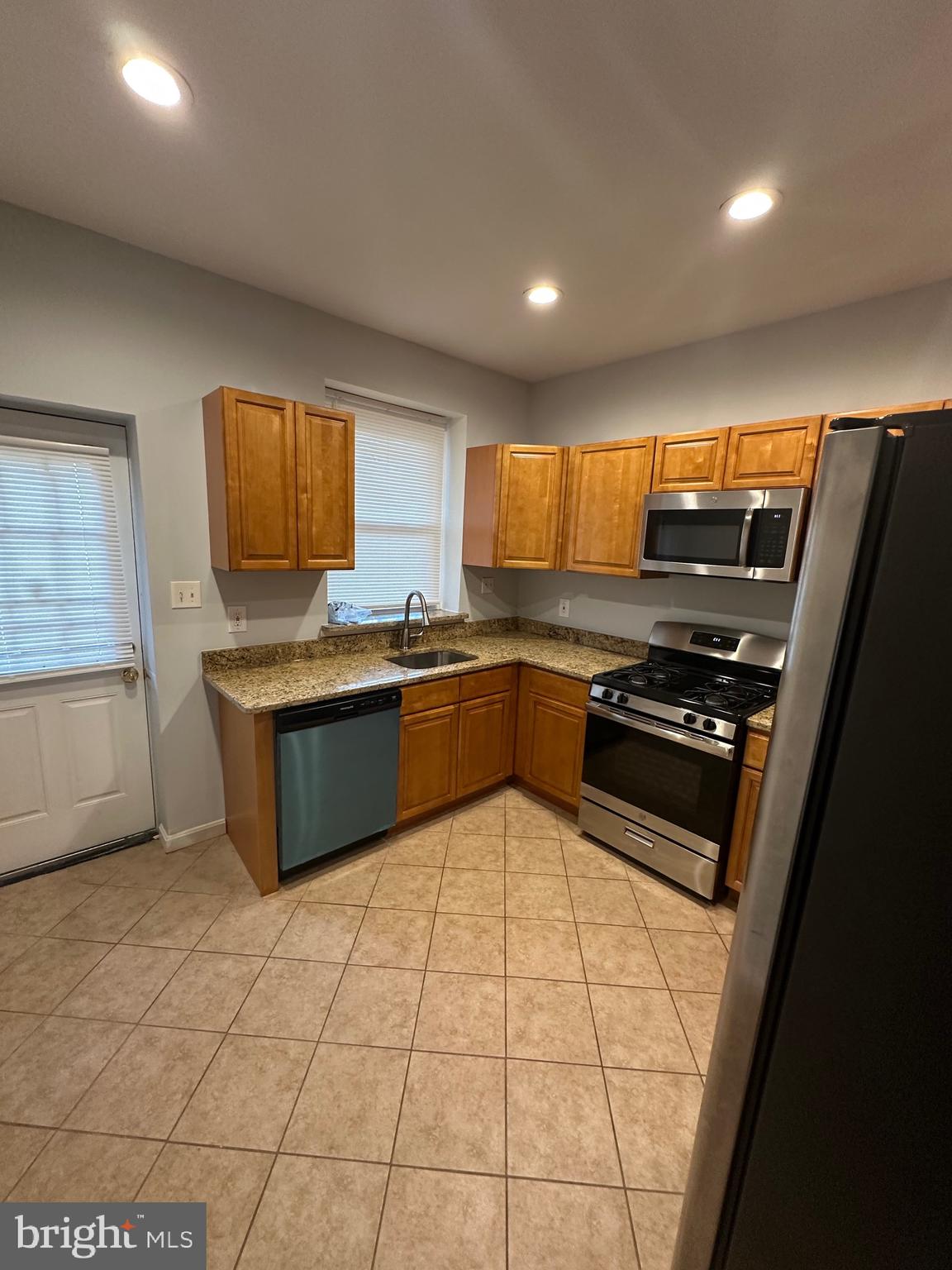 LAURAVILLE HISTORIC DISTRICT - Residential Lease