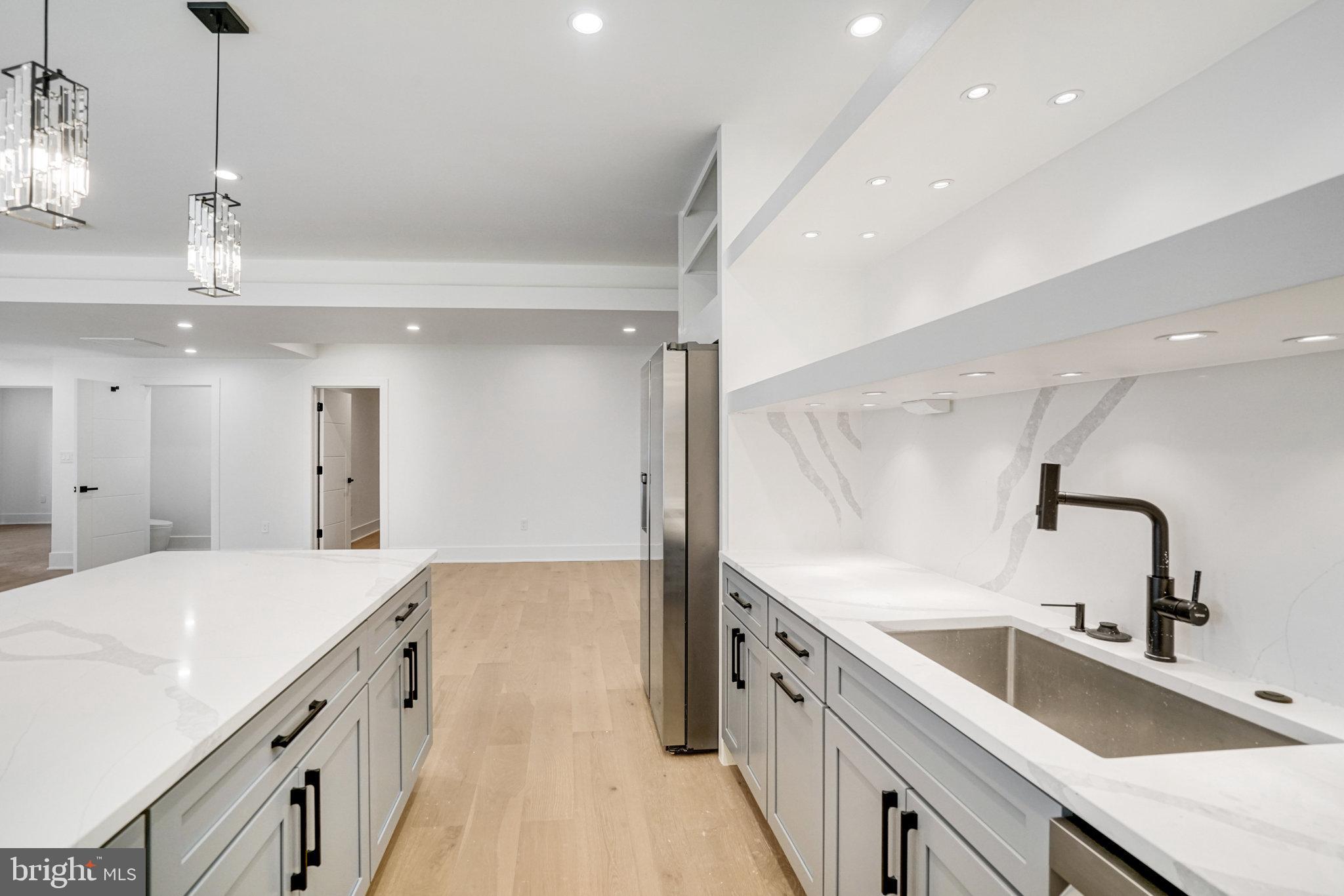 POWHATAN HILLS - Residential