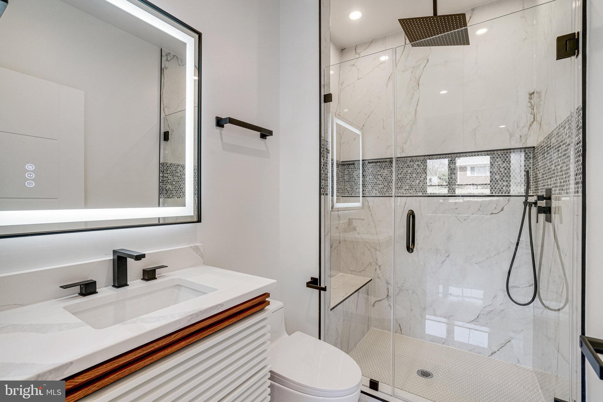 POWHATAN HILLS - Residential