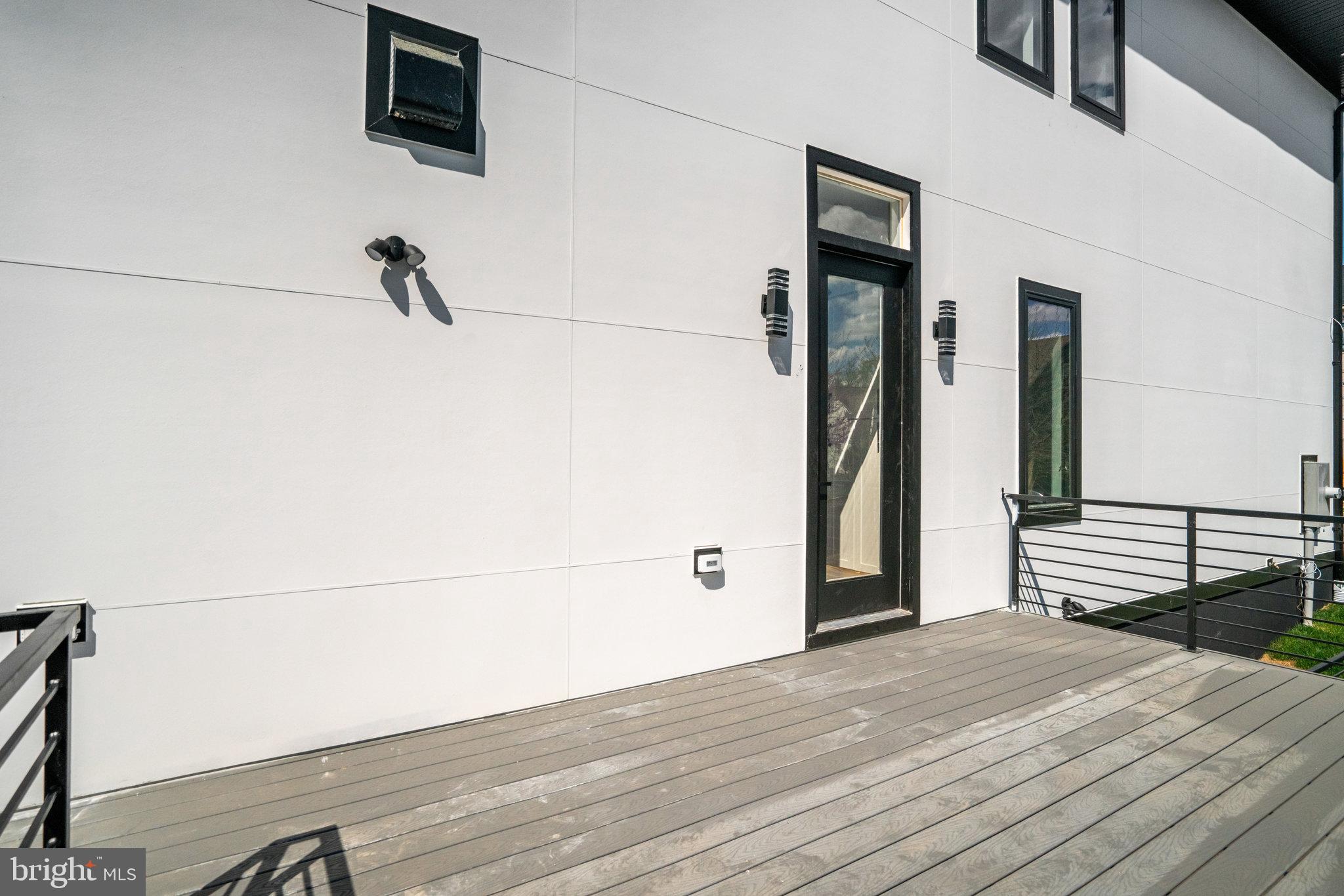 POWHATAN HILLS - Residential