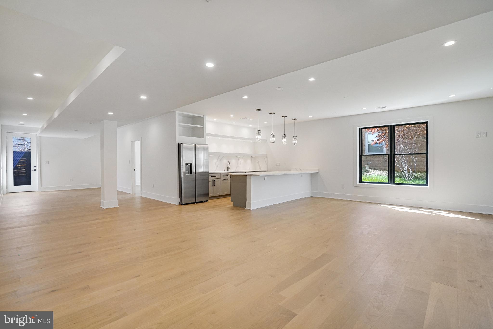 POWHATAN HILLS - Residential