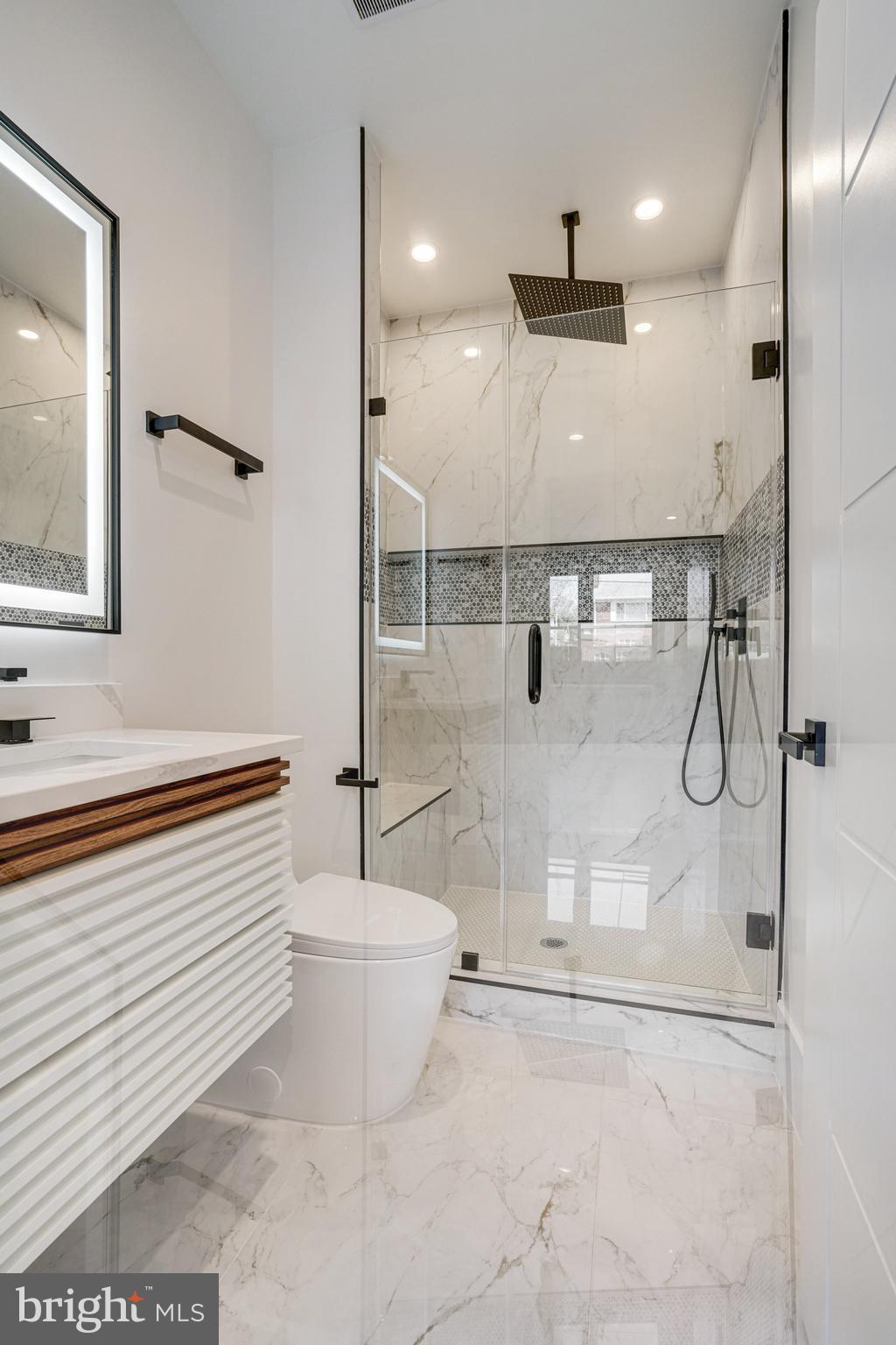 POWHATAN HILLS - Residential