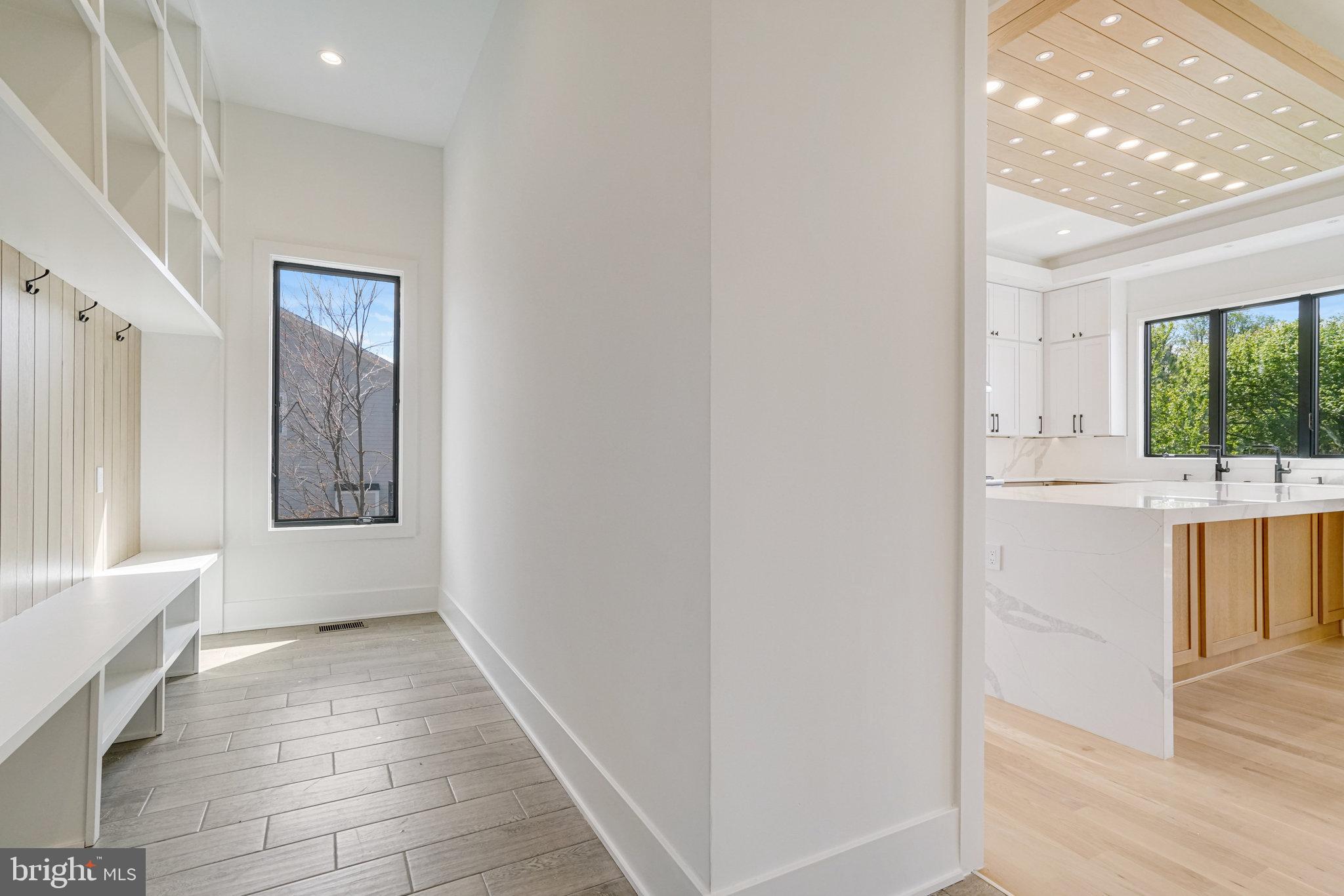 POWHATAN HILLS - Residential