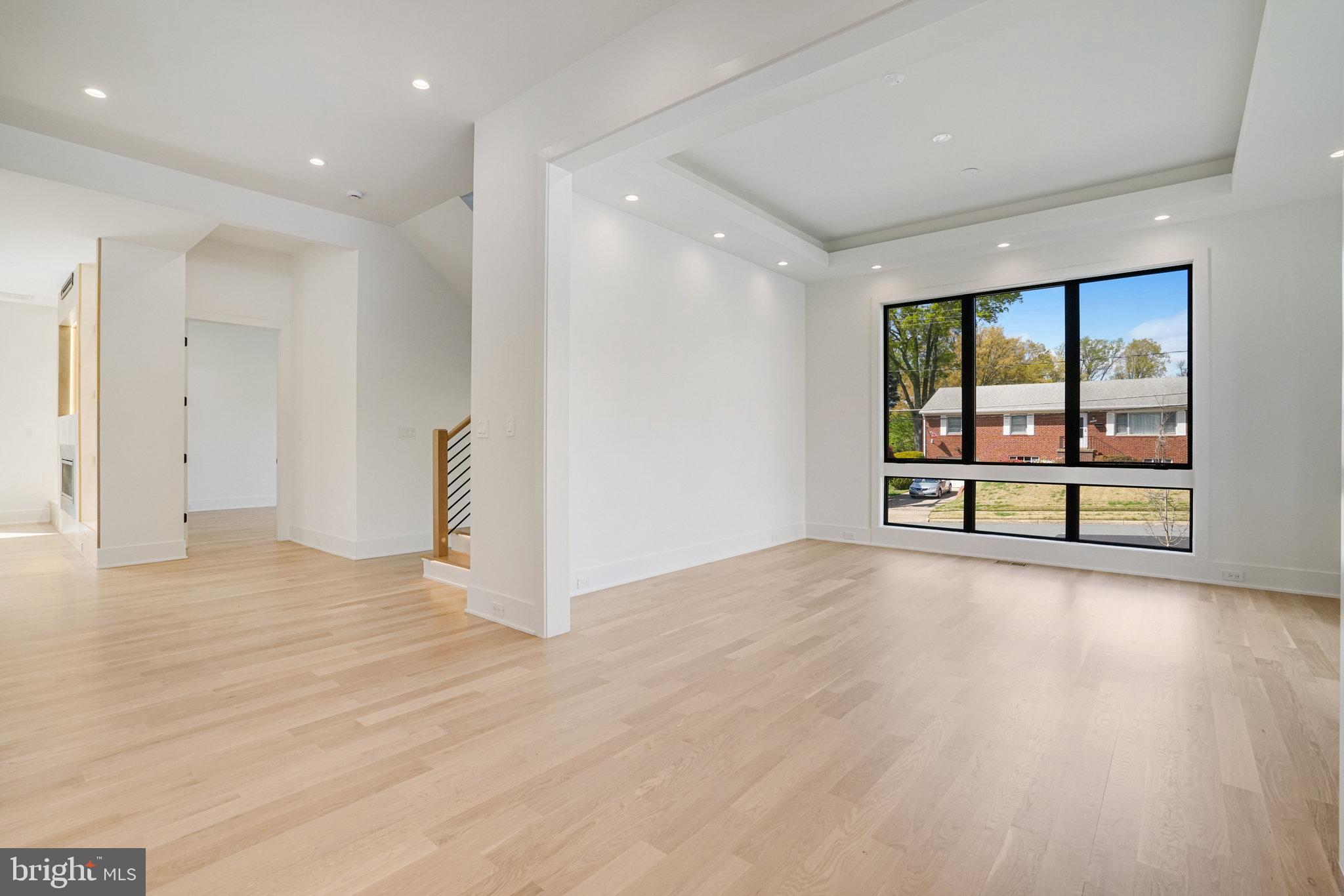 POWHATAN HILLS - Residential