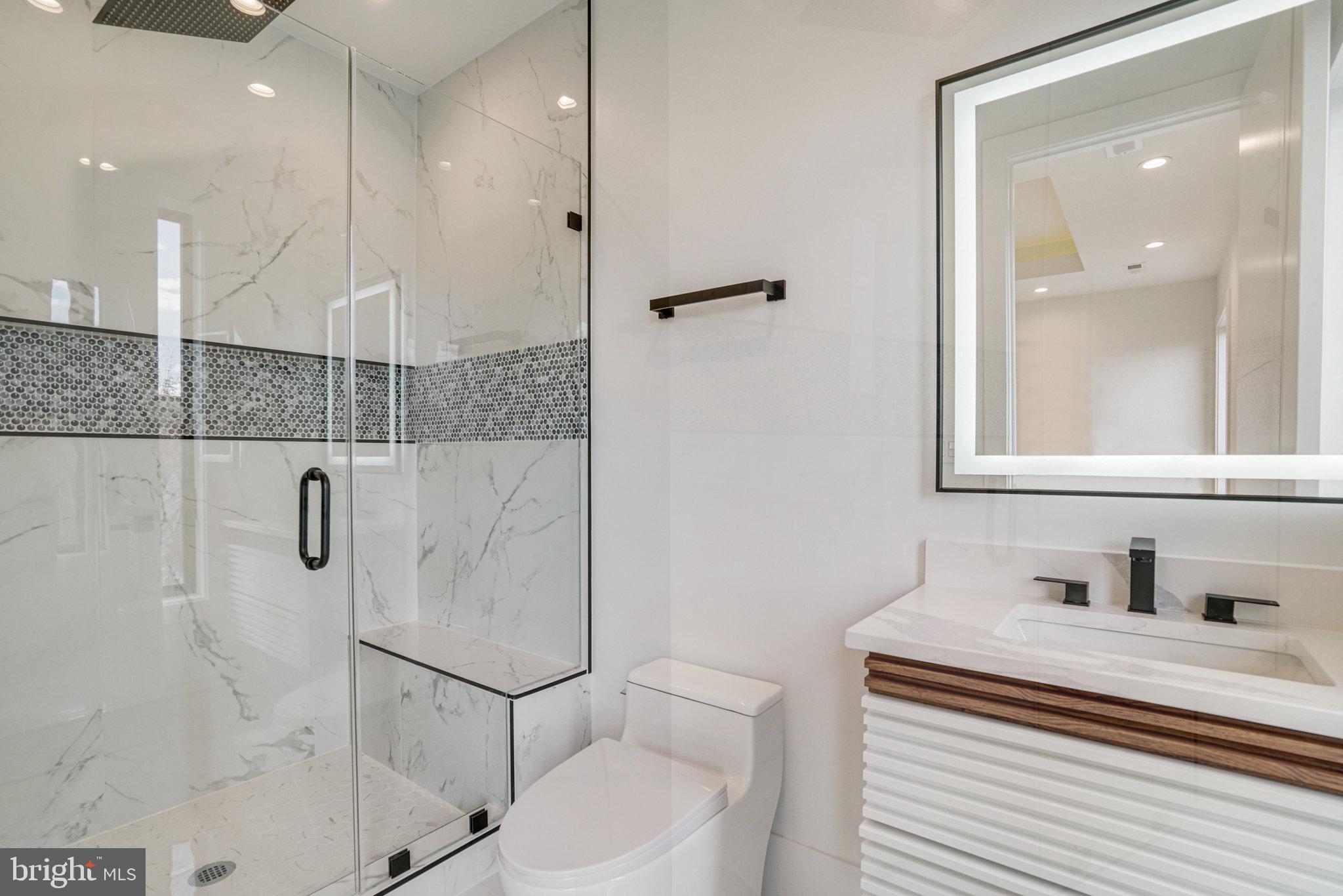 POWHATAN HILLS - Residential