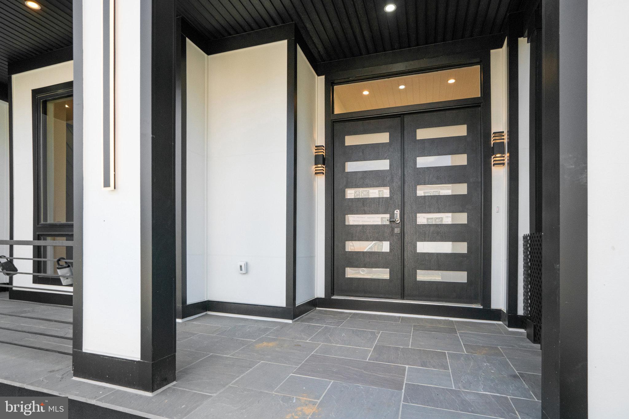 POWHATAN HILLS - Residential