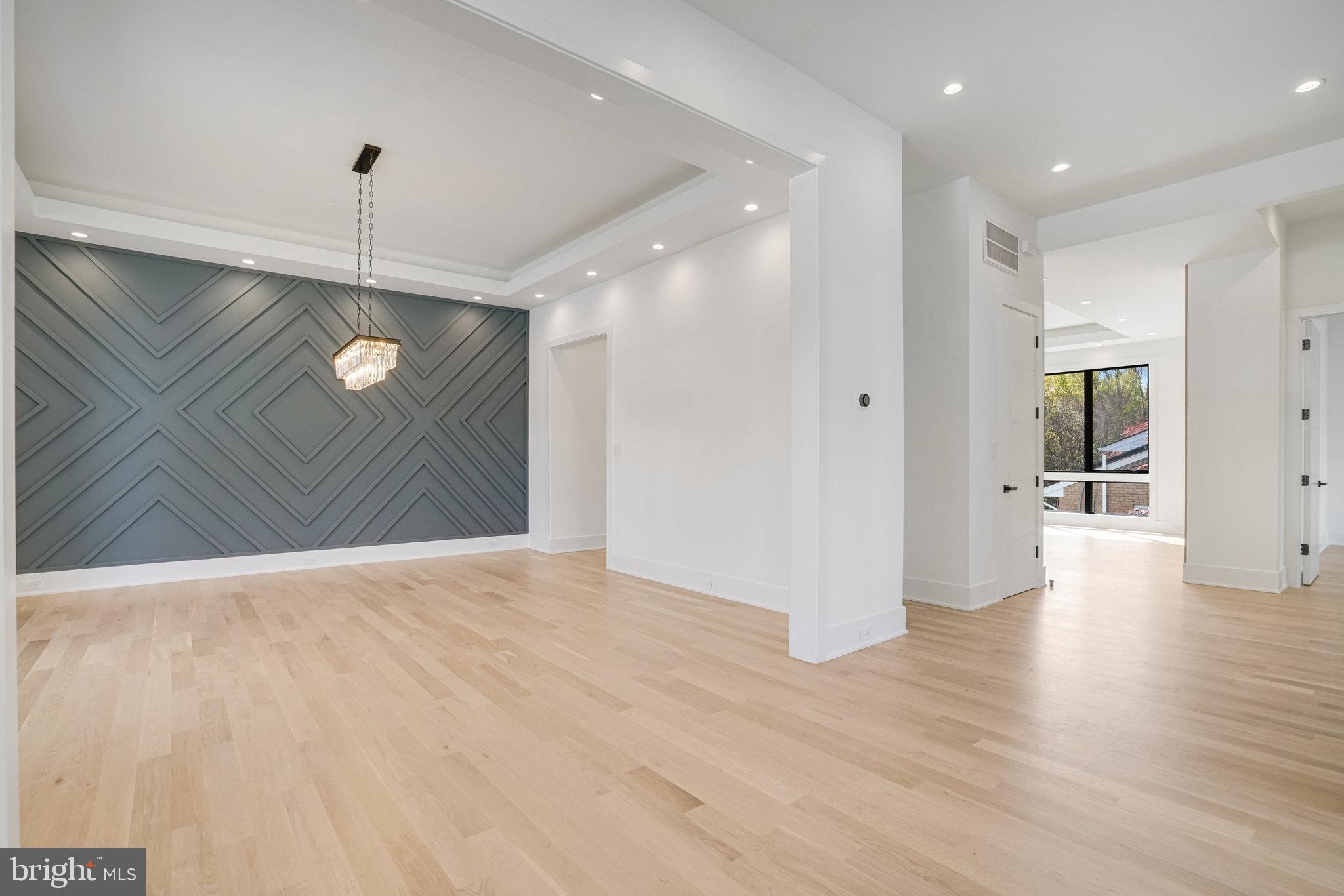 POWHATAN HILLS - Residential