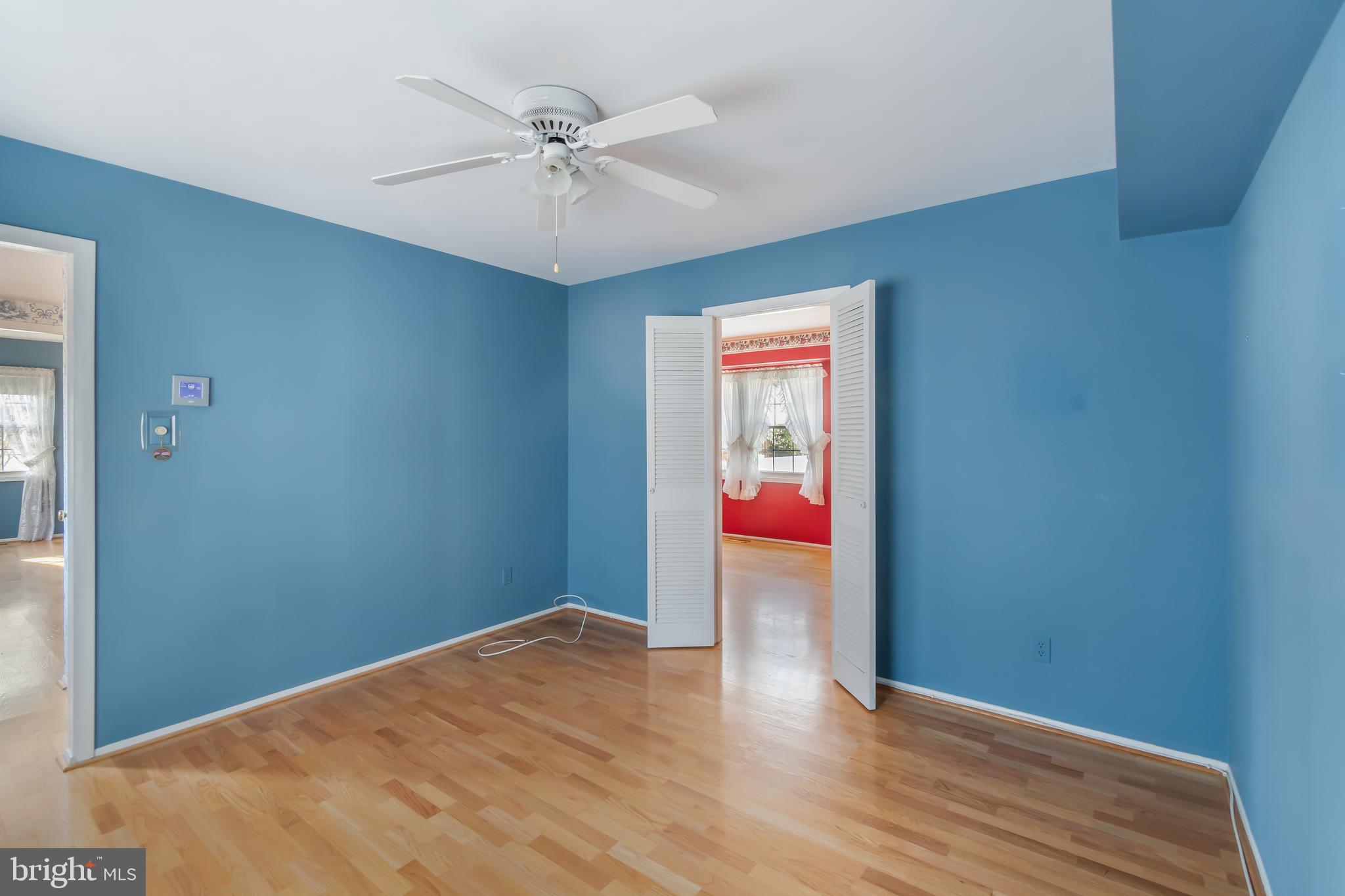 CROFTON WOODS - Residential