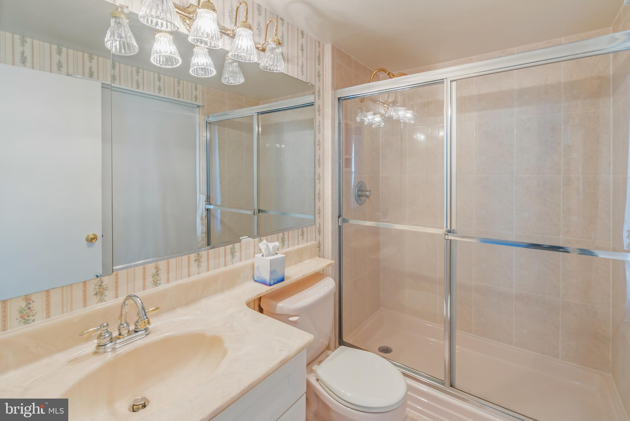 CROFTON WOODS - Residential