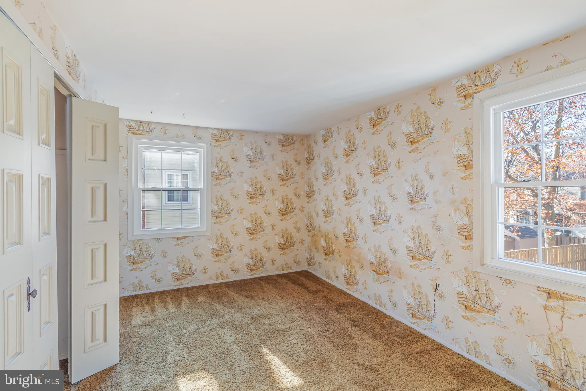 CROFTON WOODS - Residential