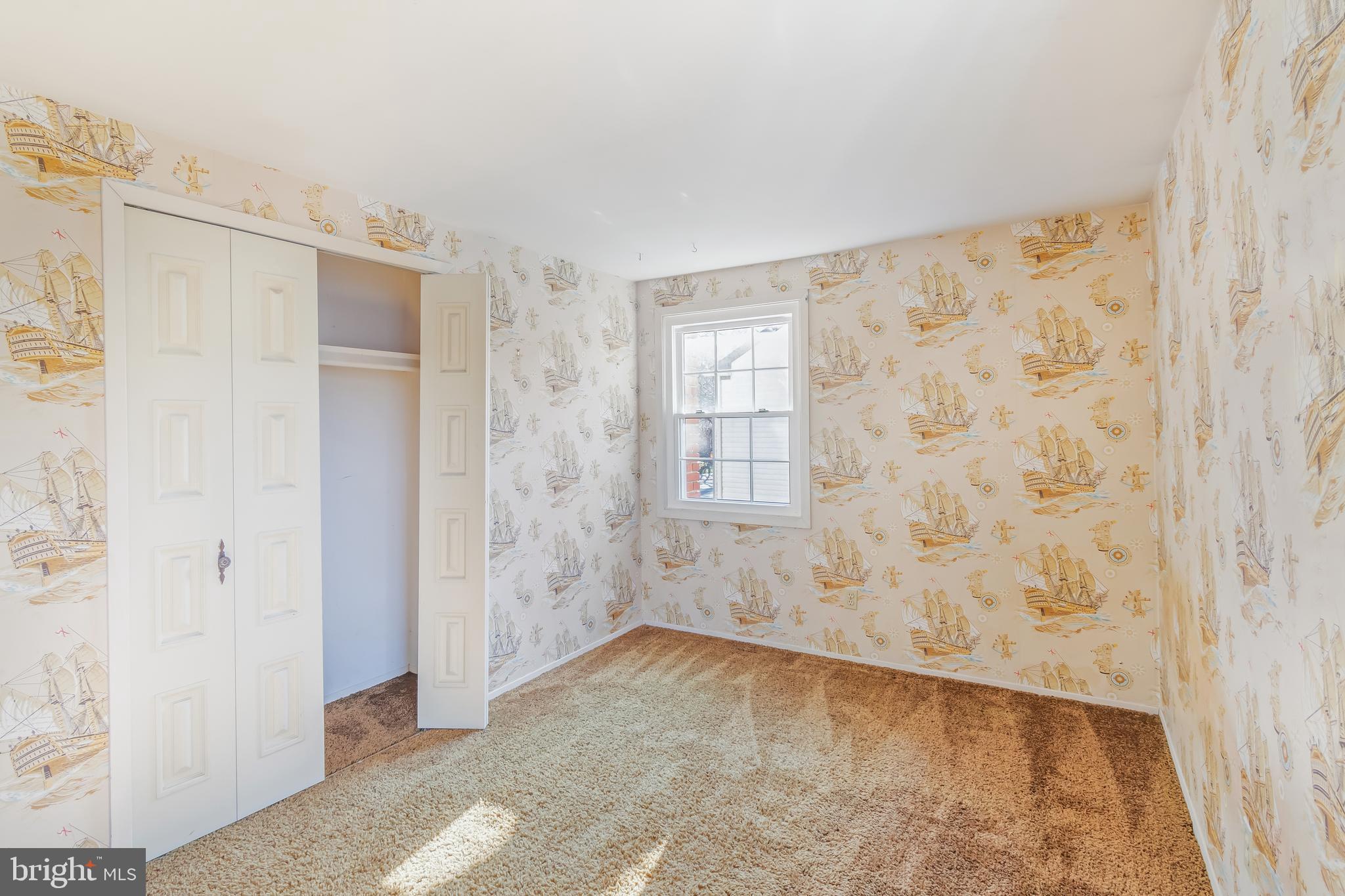 CROFTON WOODS - Residential