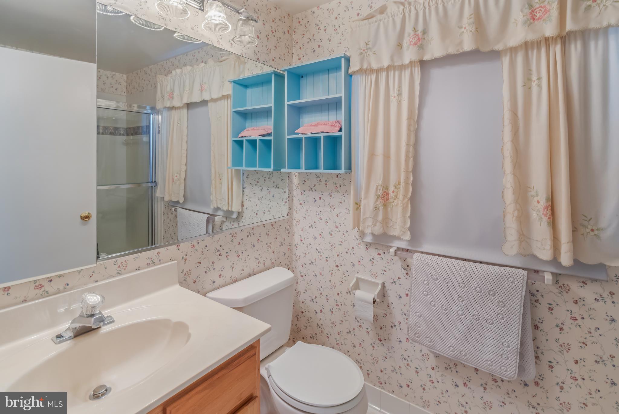 CROFTON WOODS - Residential