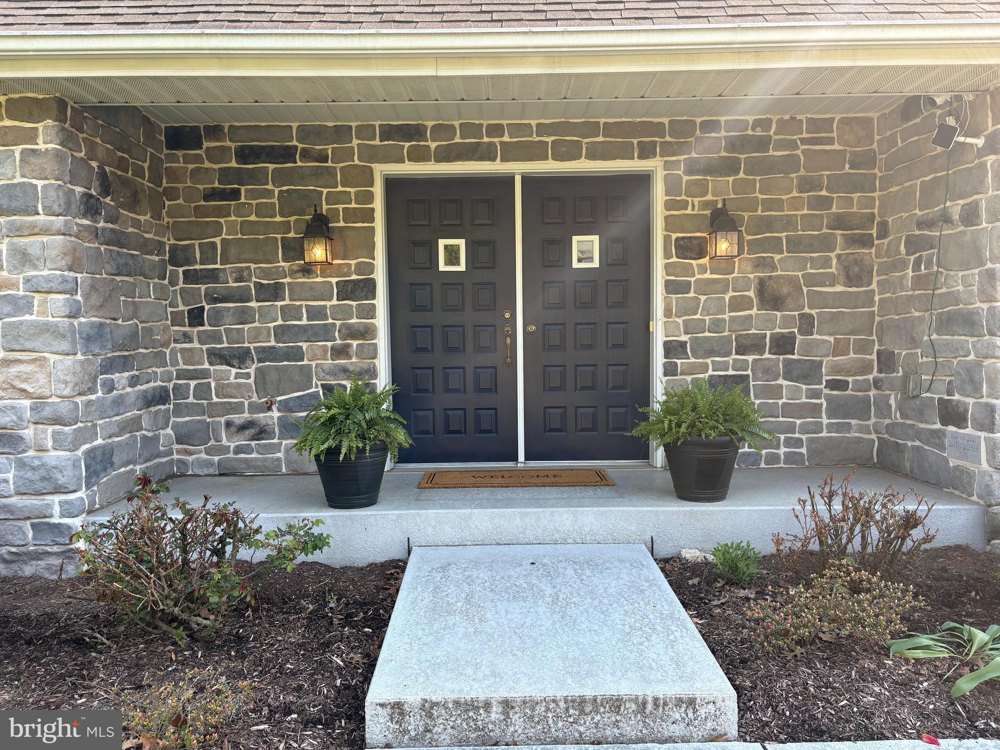 320 HIGHLAND ROAD