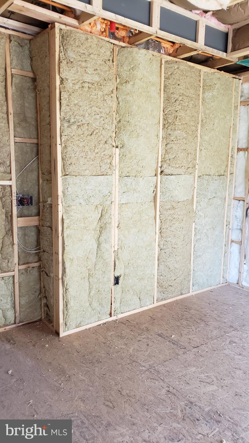 REGENTS GLEN TOWNHOME - Residential