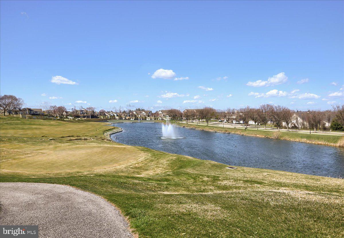 REGENTS GLEN TOWNHOME - Residential