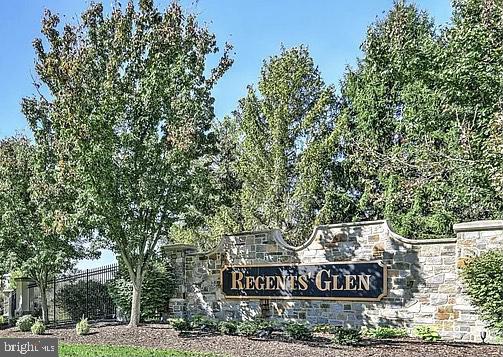 REGENTS GLEN TOWNHOME - Residential