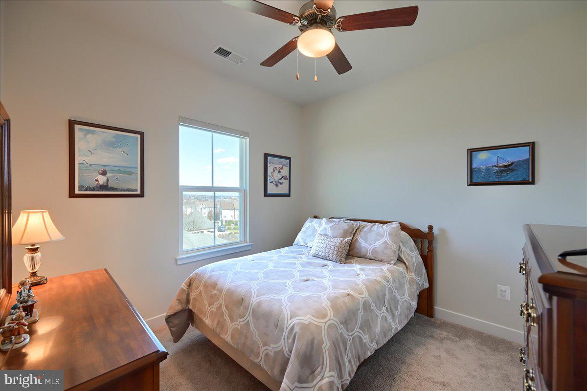 REGENTS GLEN TOWNHOME - Residential