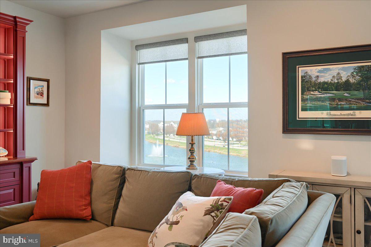 REGENTS GLEN TOWNHOME - Residential