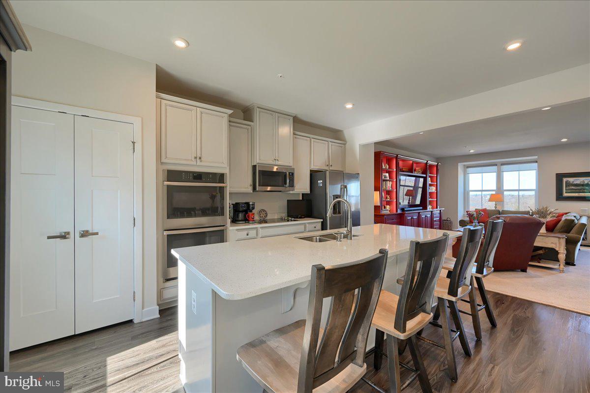 REGENTS GLEN TOWNHOME - Residential