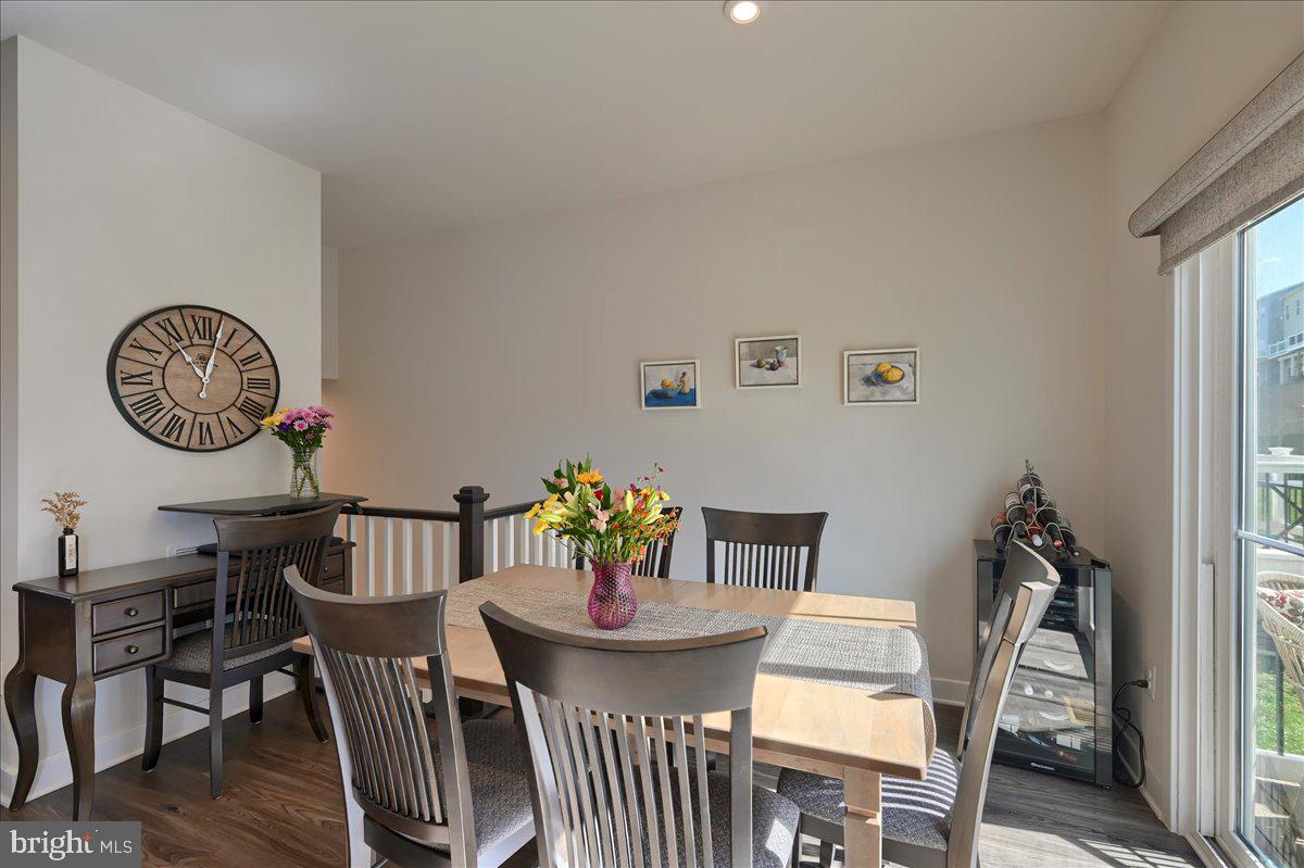 REGENTS GLEN TOWNHOME - Residential