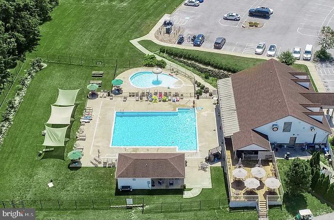 REGENTS GLEN TOWNHOME - Residential