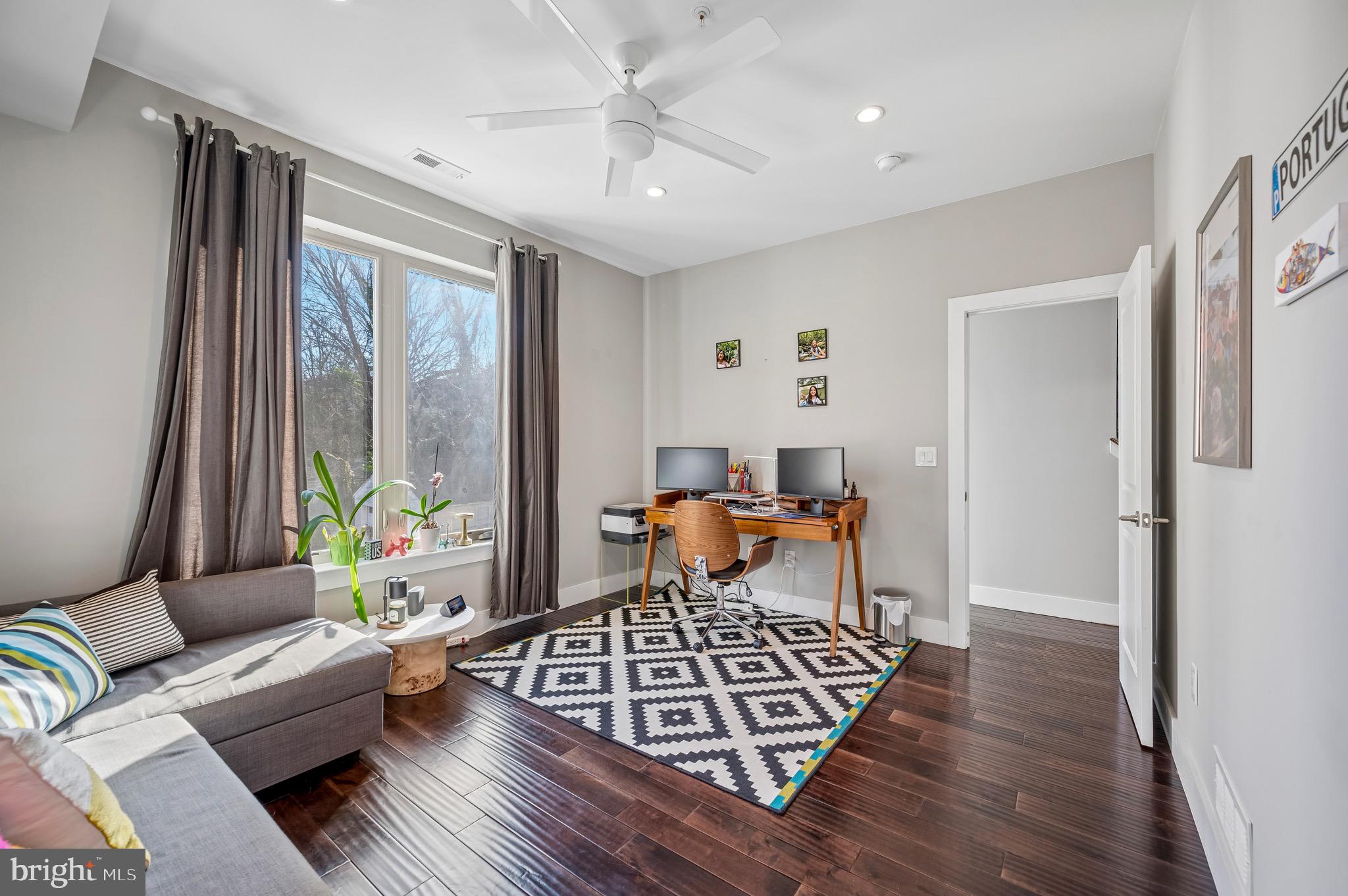 MANAYUNK - Residential