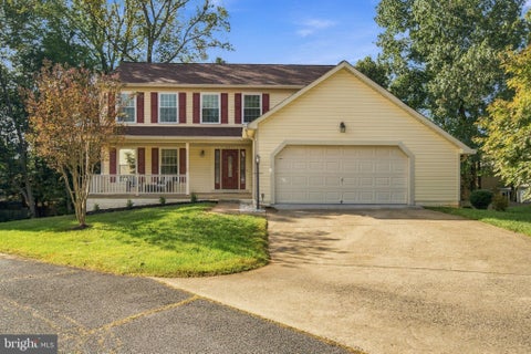 Homes For Sale - 4671 Bonneville Lane<br/> WOODBRIDGE, VA 22193