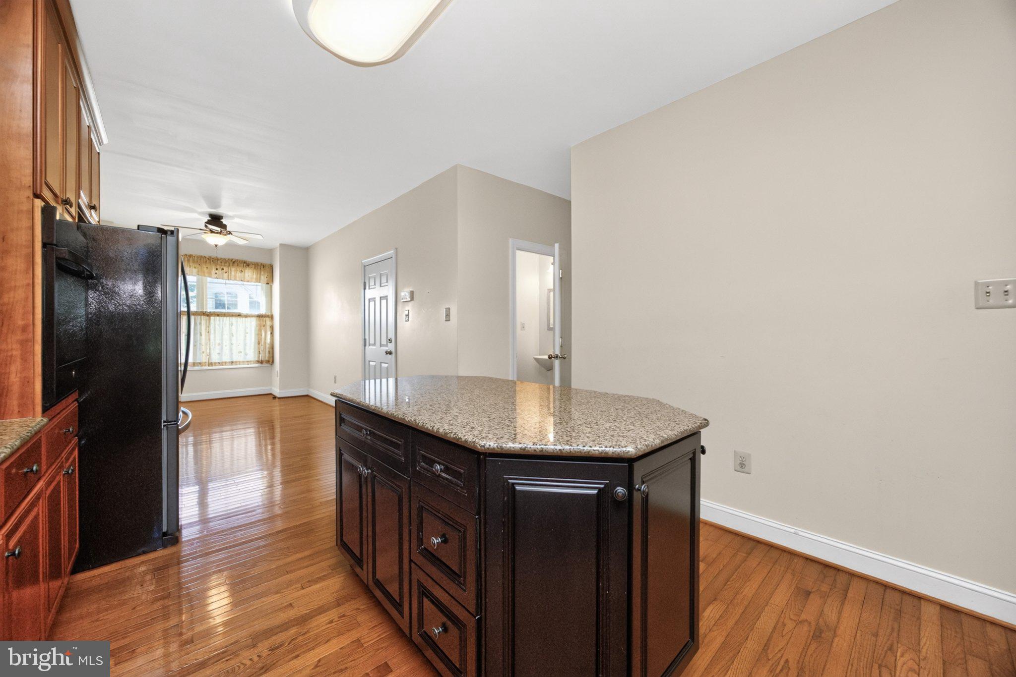 15 GRANVILLE WAY