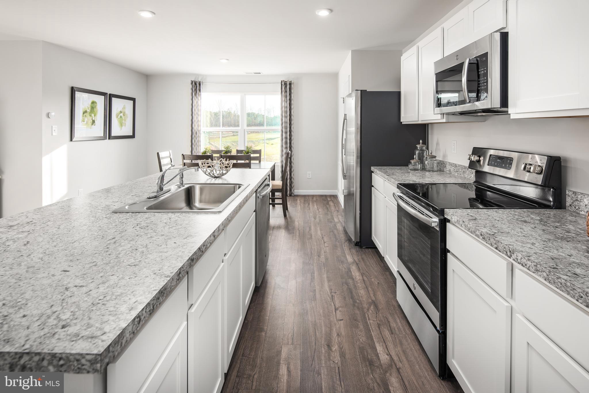 GREEN RIDGE MANOR - Residential