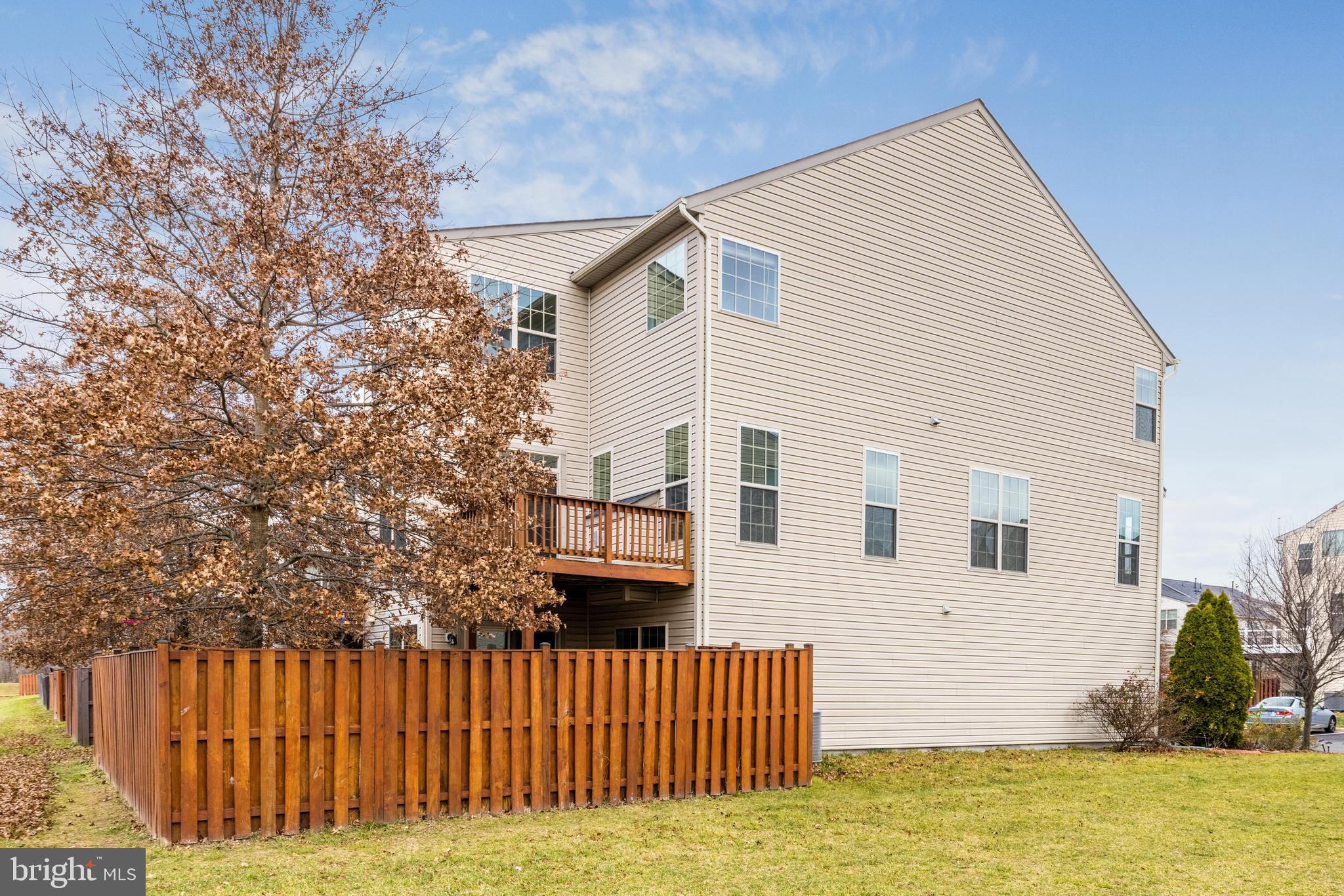 ALEXANDERS CHASE - Residential Lease