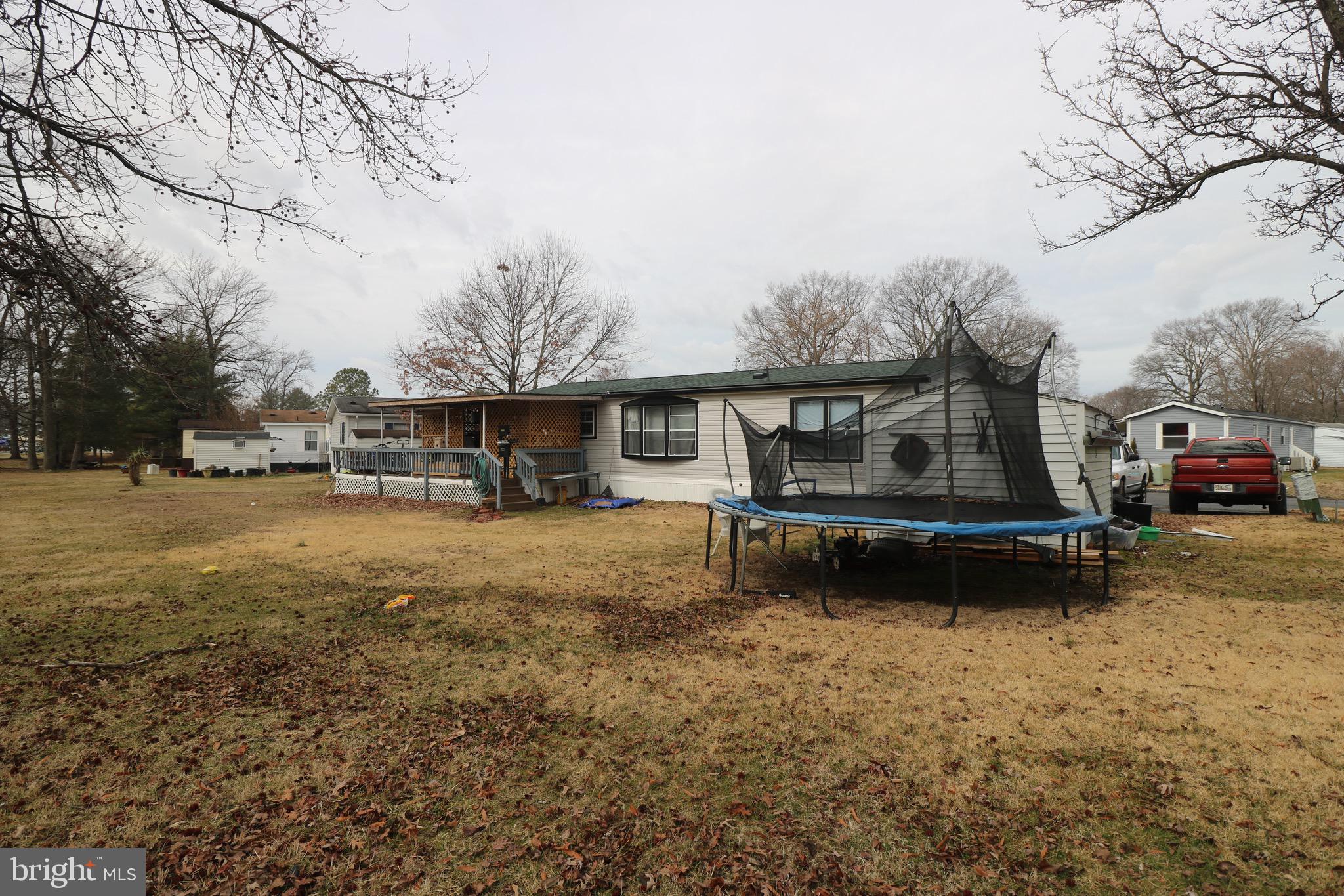 MIDDLE RIVER - Residential