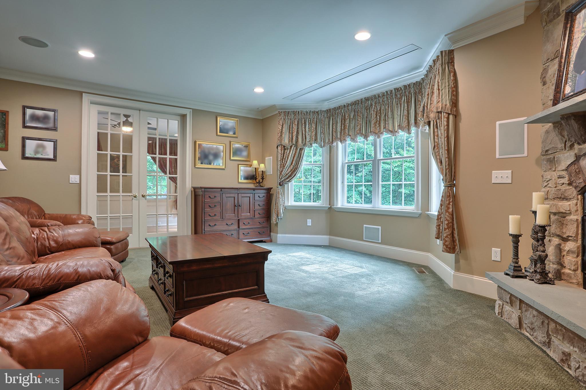 THE ESTATES OF FOREST RIDGE - Residential