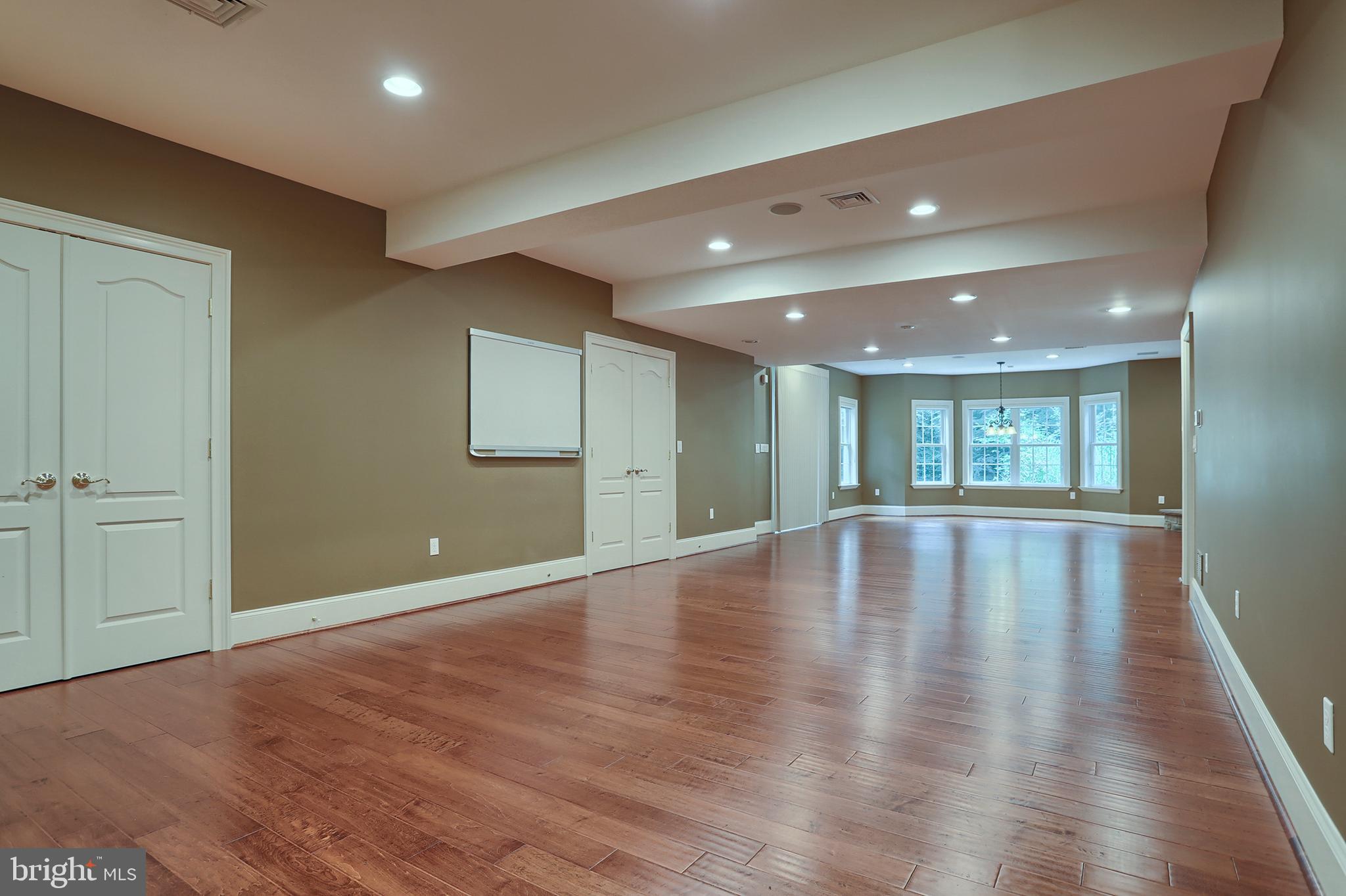 THE ESTATES OF FOREST RIDGE - Residential