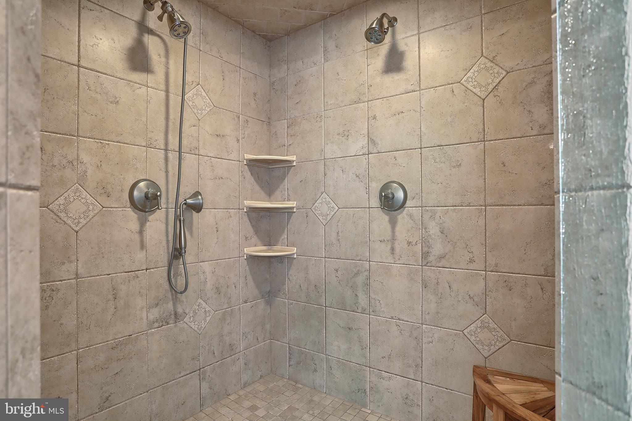 THE ESTATES OF FOREST RIDGE - Residential