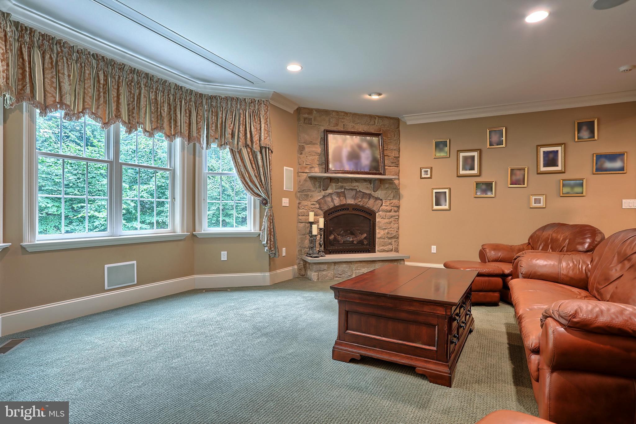 THE ESTATES OF FOREST RIDGE - Residential