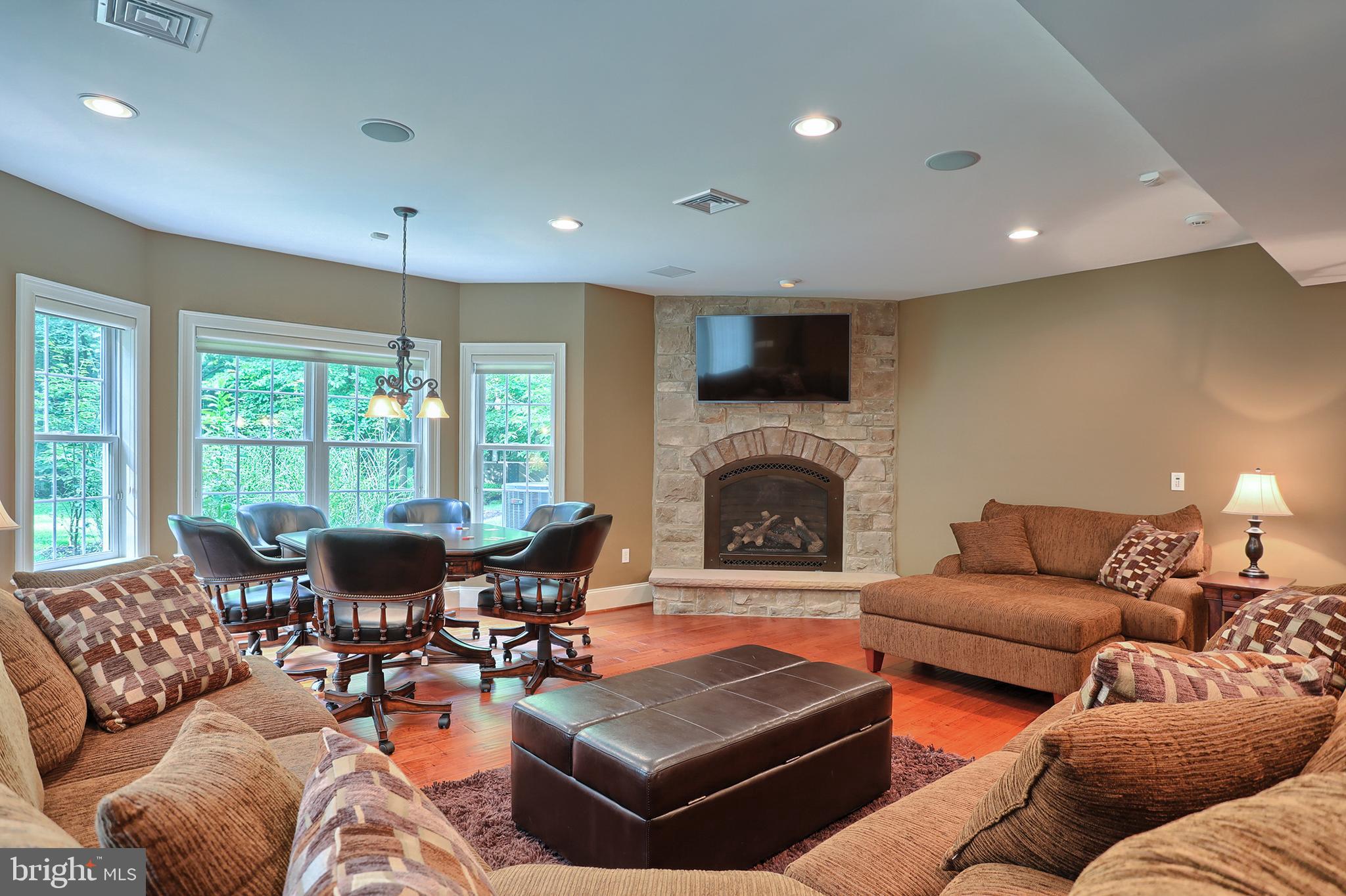 THE ESTATES OF FOREST RIDGE - Residential