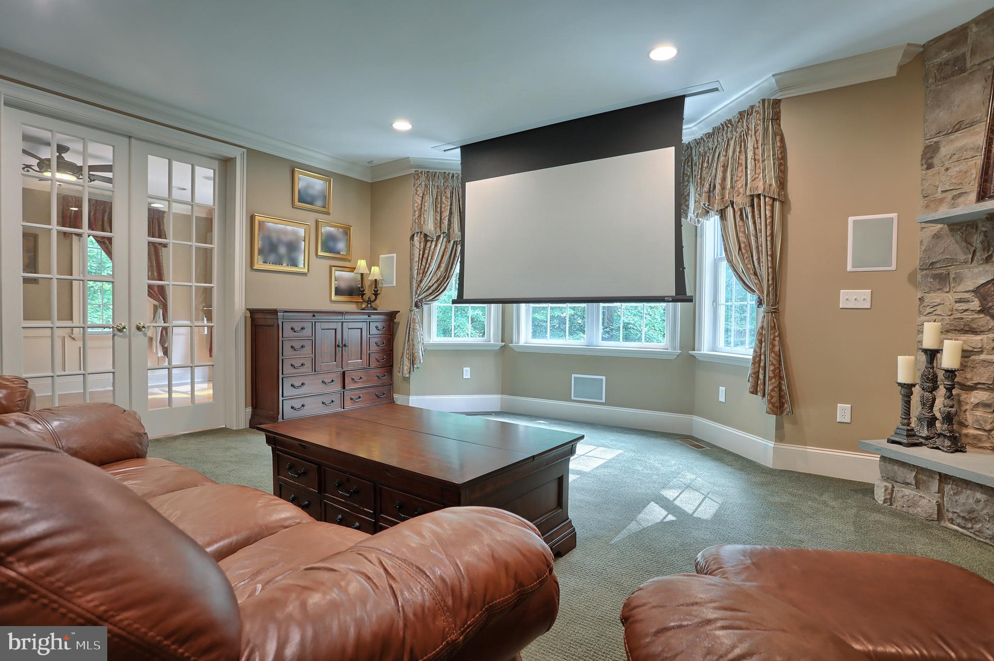 THE ESTATES OF FOREST RIDGE - Residential