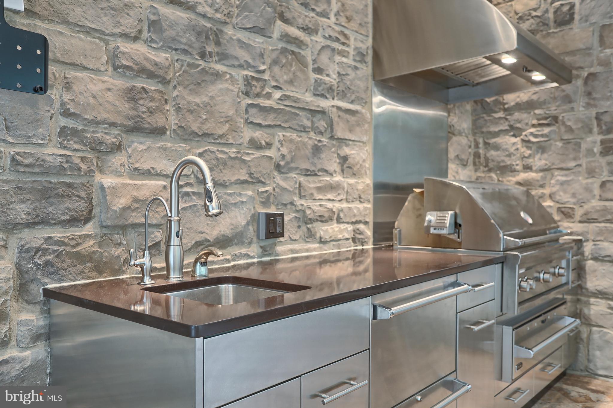 THE ESTATES OF FOREST RIDGE - Residential