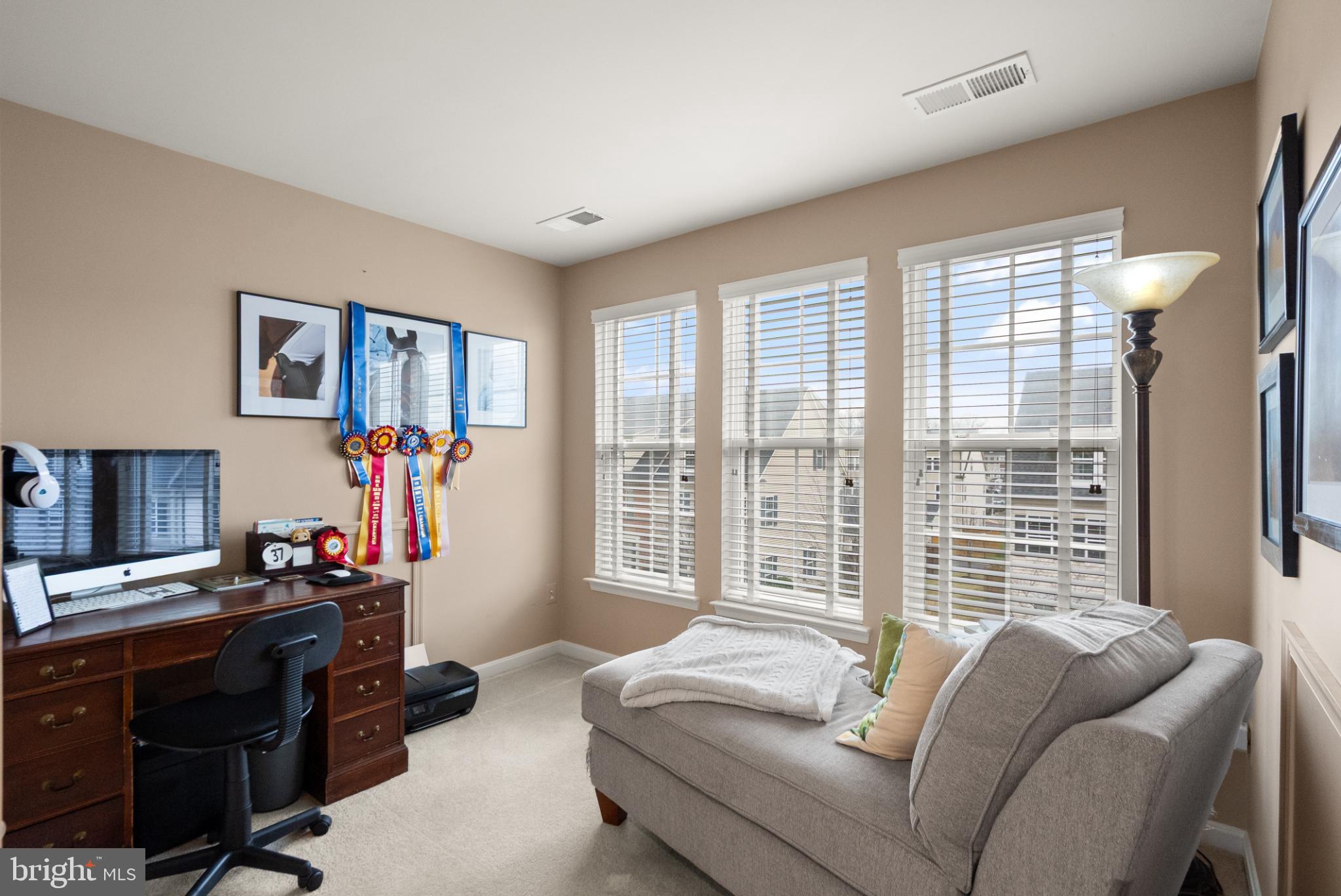 PEMBROOKE - Residential