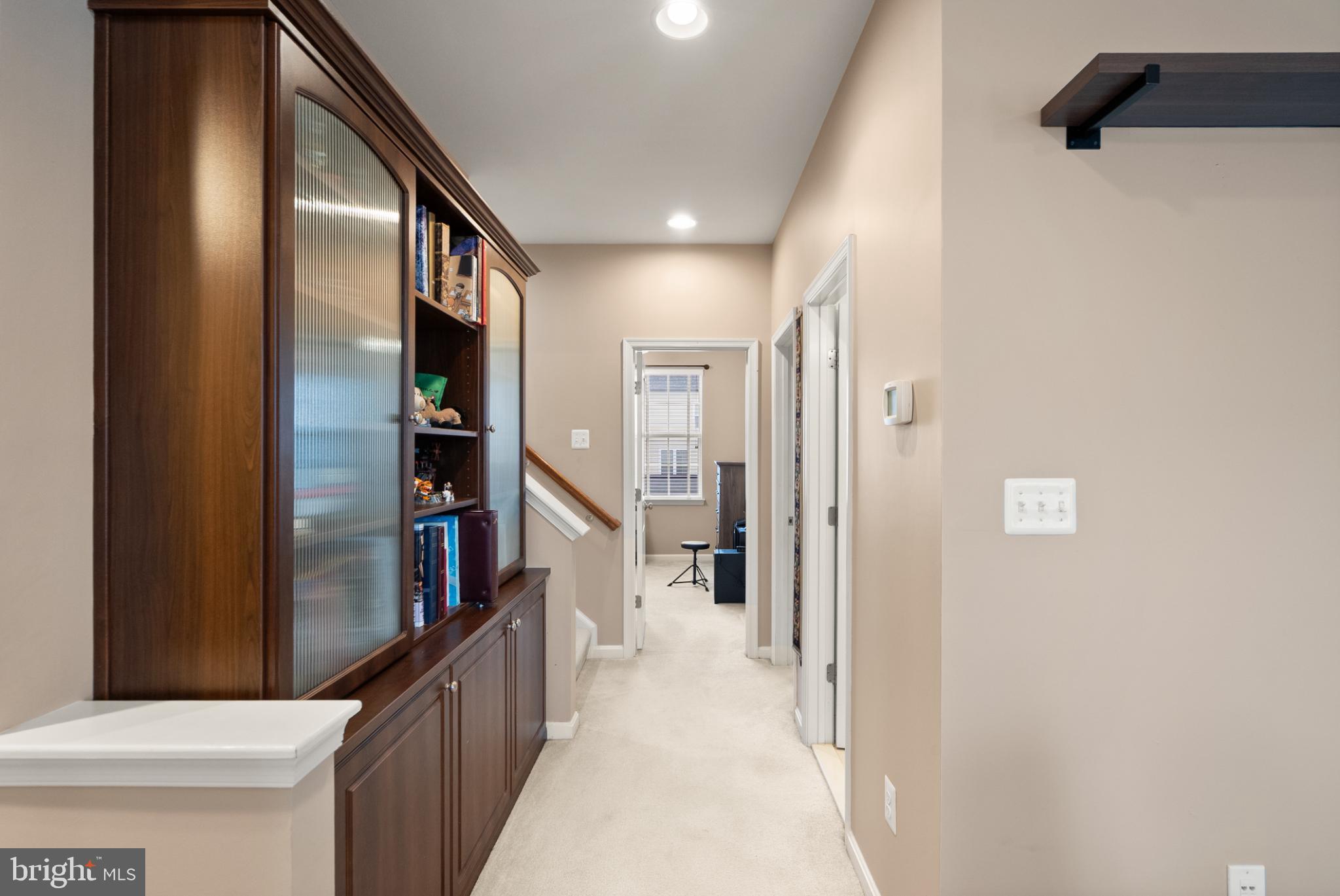 PEMBROOKE - Residential