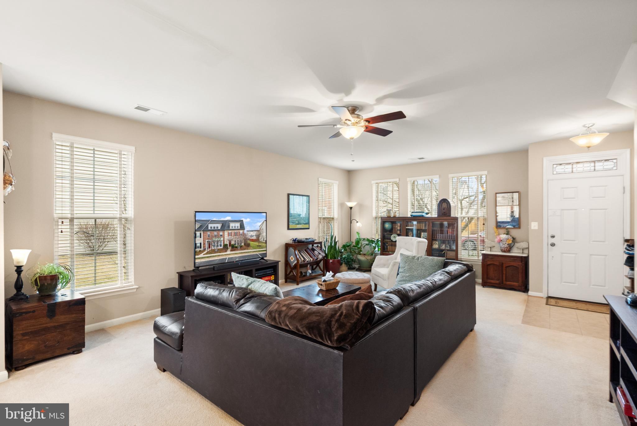 PEMBROOKE - Residential