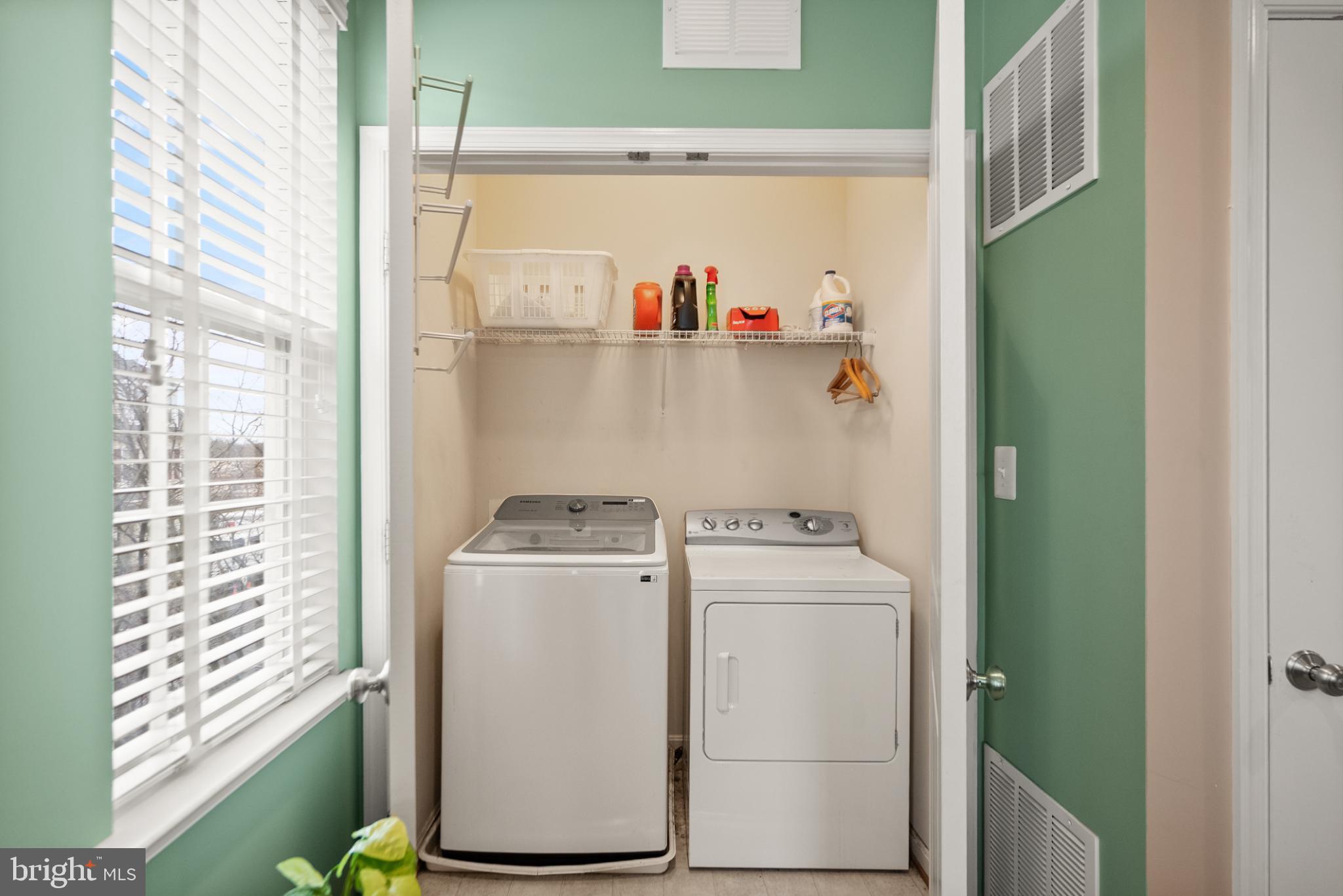 PEMBROOKE - Residential