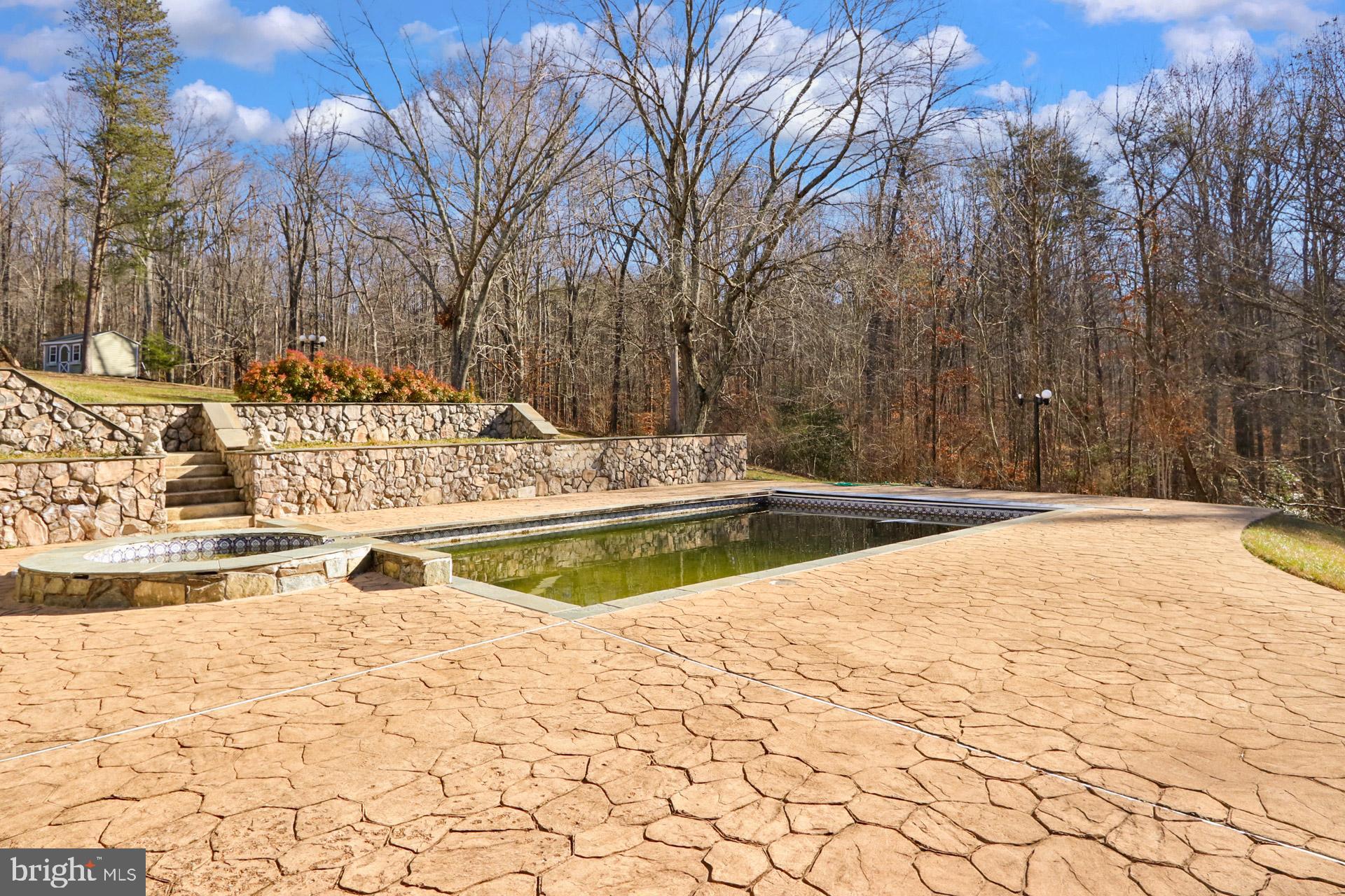 STONECREST - Residential