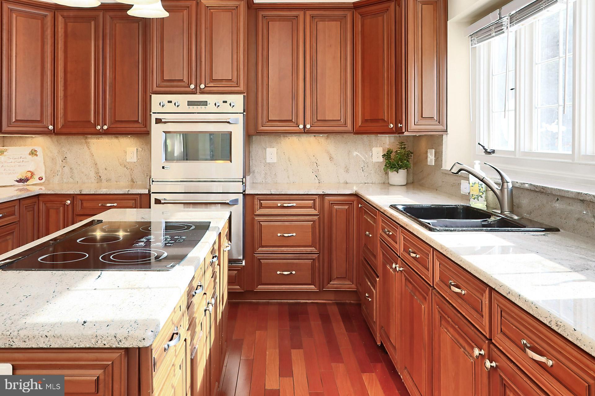 STONECREST - Residential